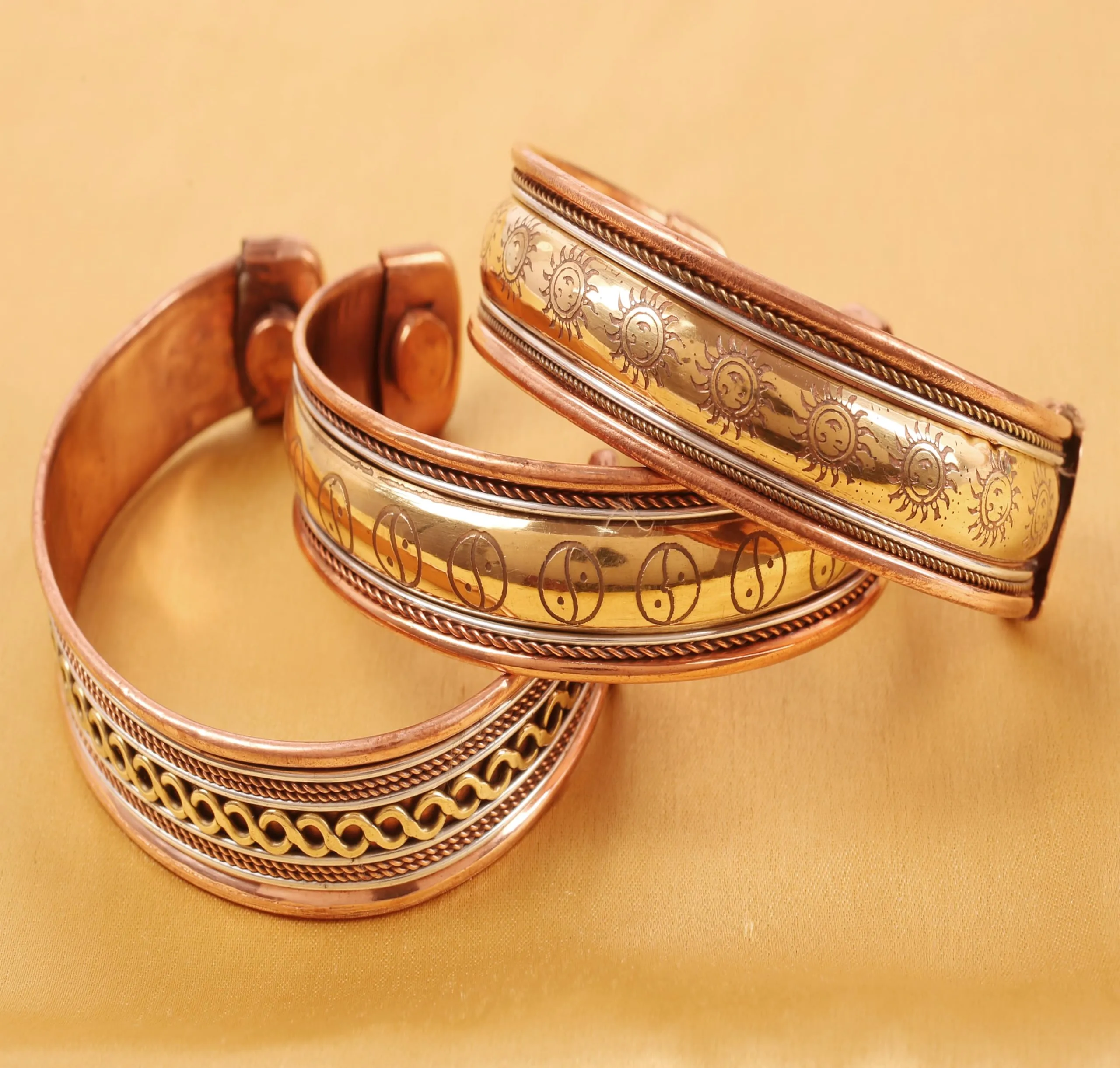 Touchstone Tibetan Style Magnetic Healing Copper Bracelets, Set of 3 - immagine 7