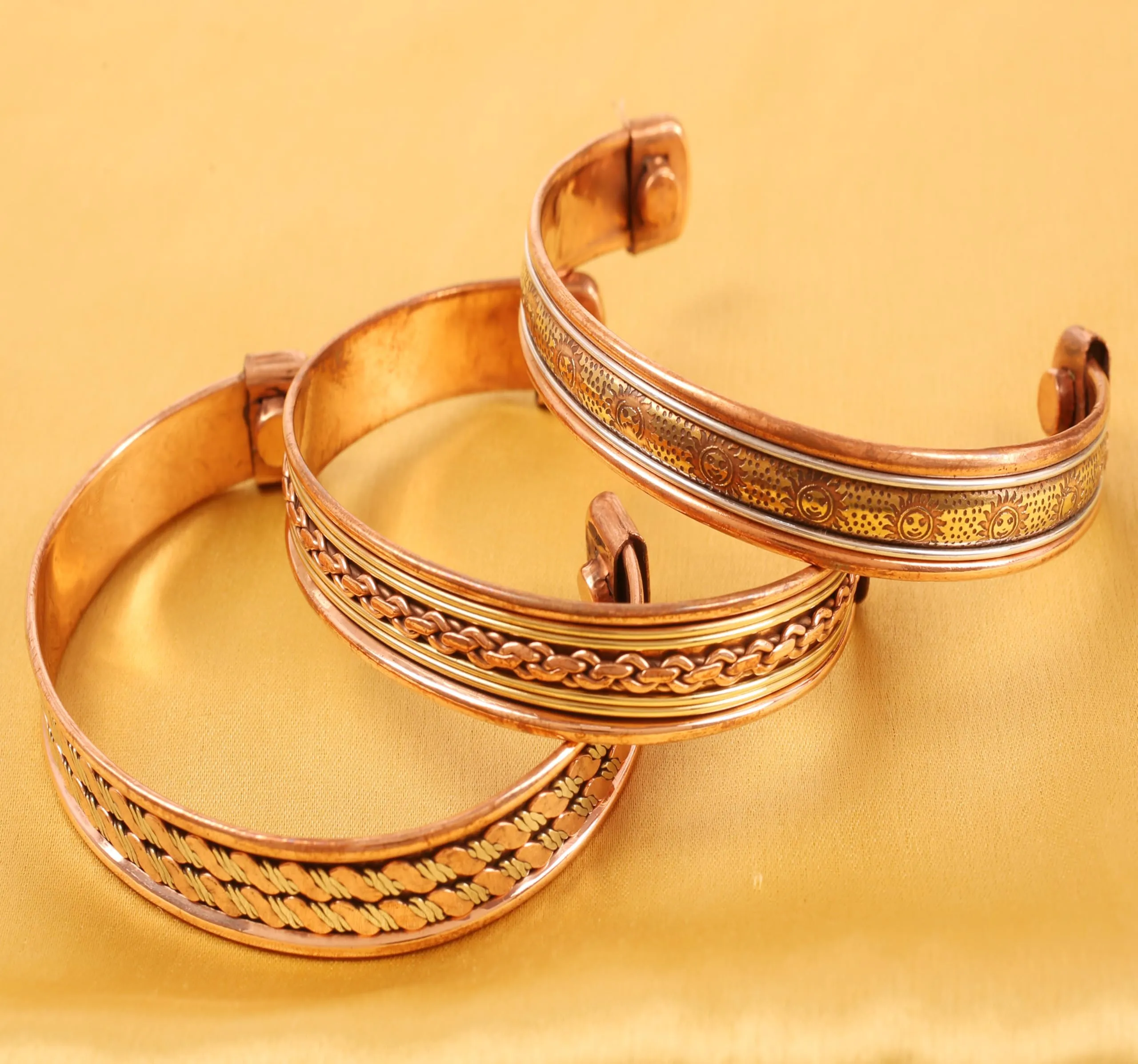 Touchstone Bracciale Magnetico in Rame Stile Tibetano, Set di 3 Design - immagine 8