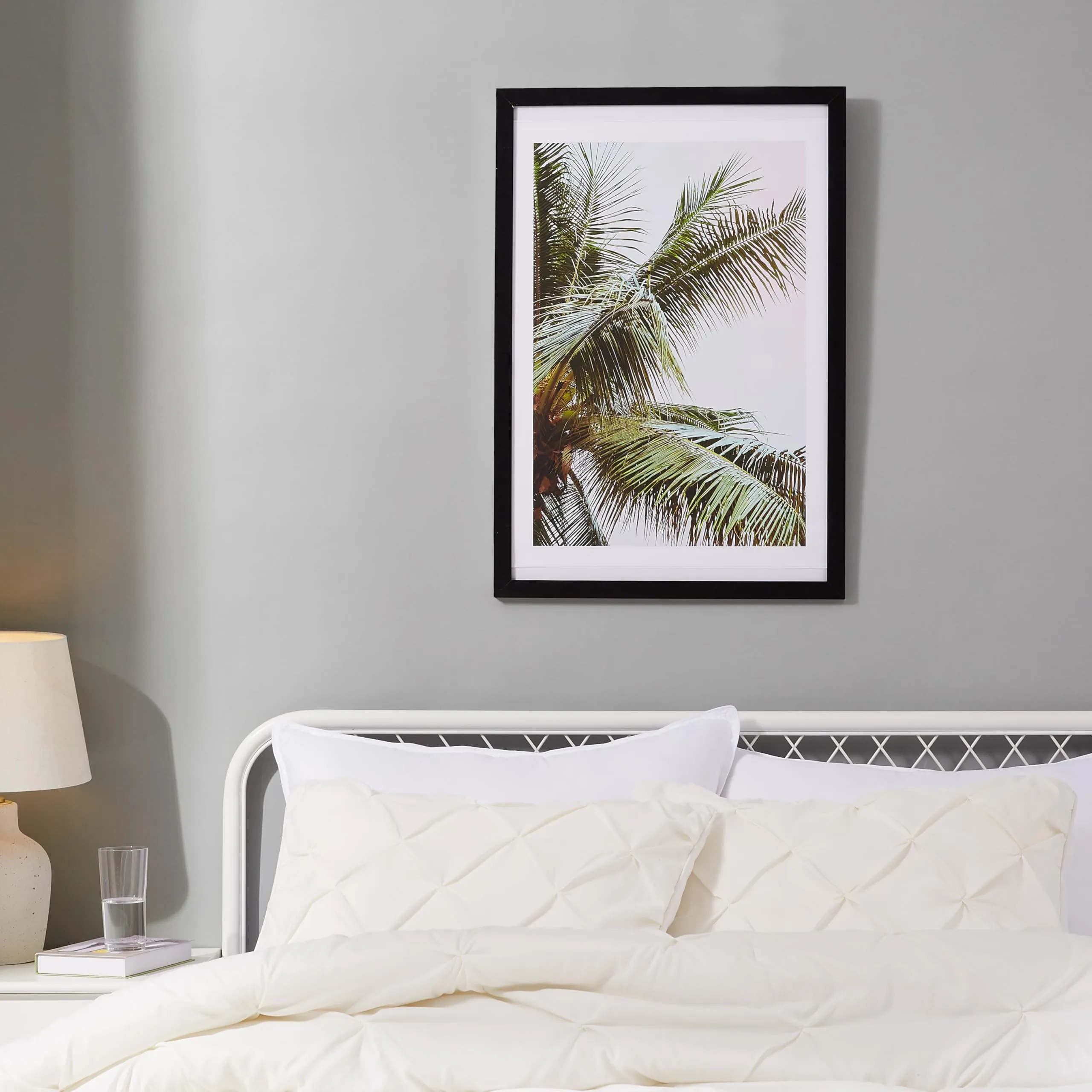 Amazon Basics Cornice Rettangolare in Legno per Poster/Foto, 51cm x 76cm, Nero - immagine 5
