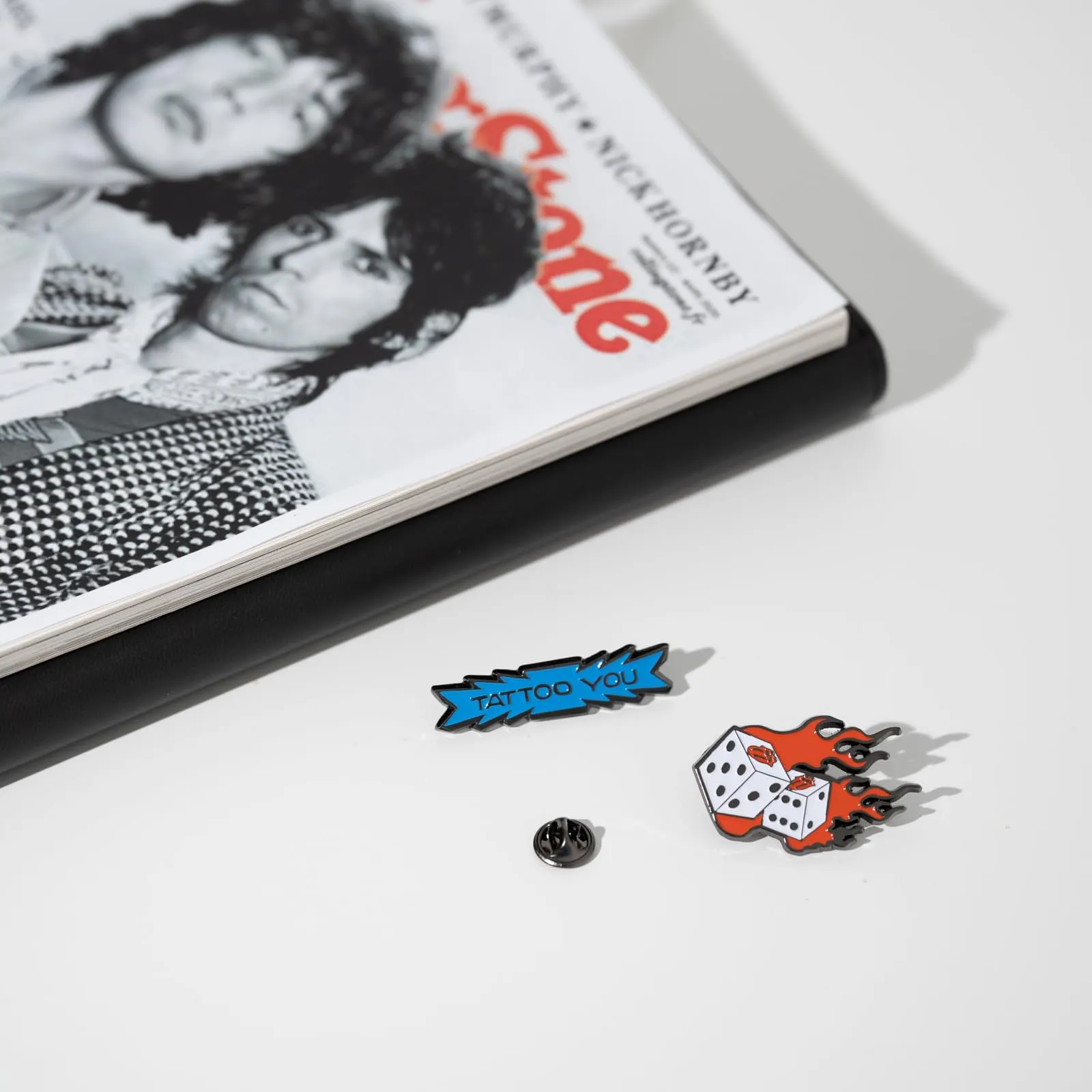 Grupo Erik Rolling Stones Set of 4 Enamel Pins with Gift Box - immagine 4