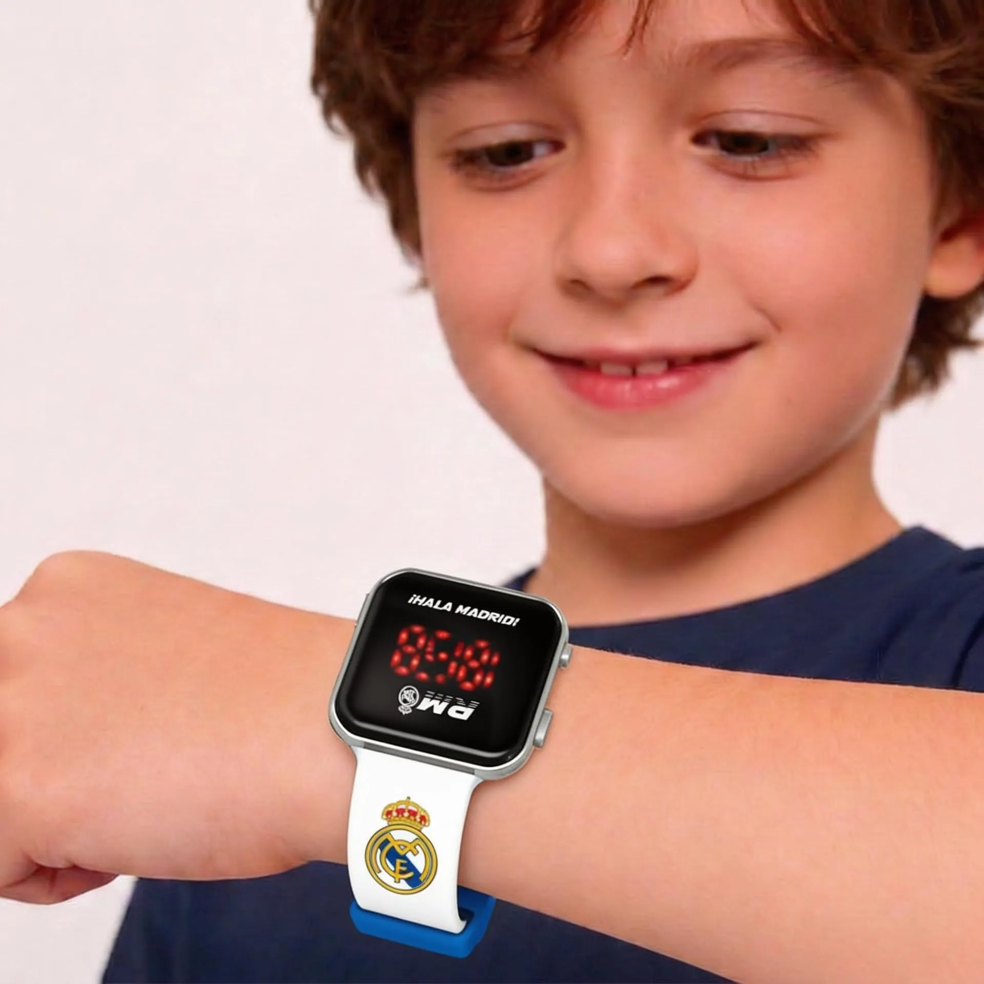 Kids Licensing Orologio digitale a LED Real Madrid, bianco - immagine 5