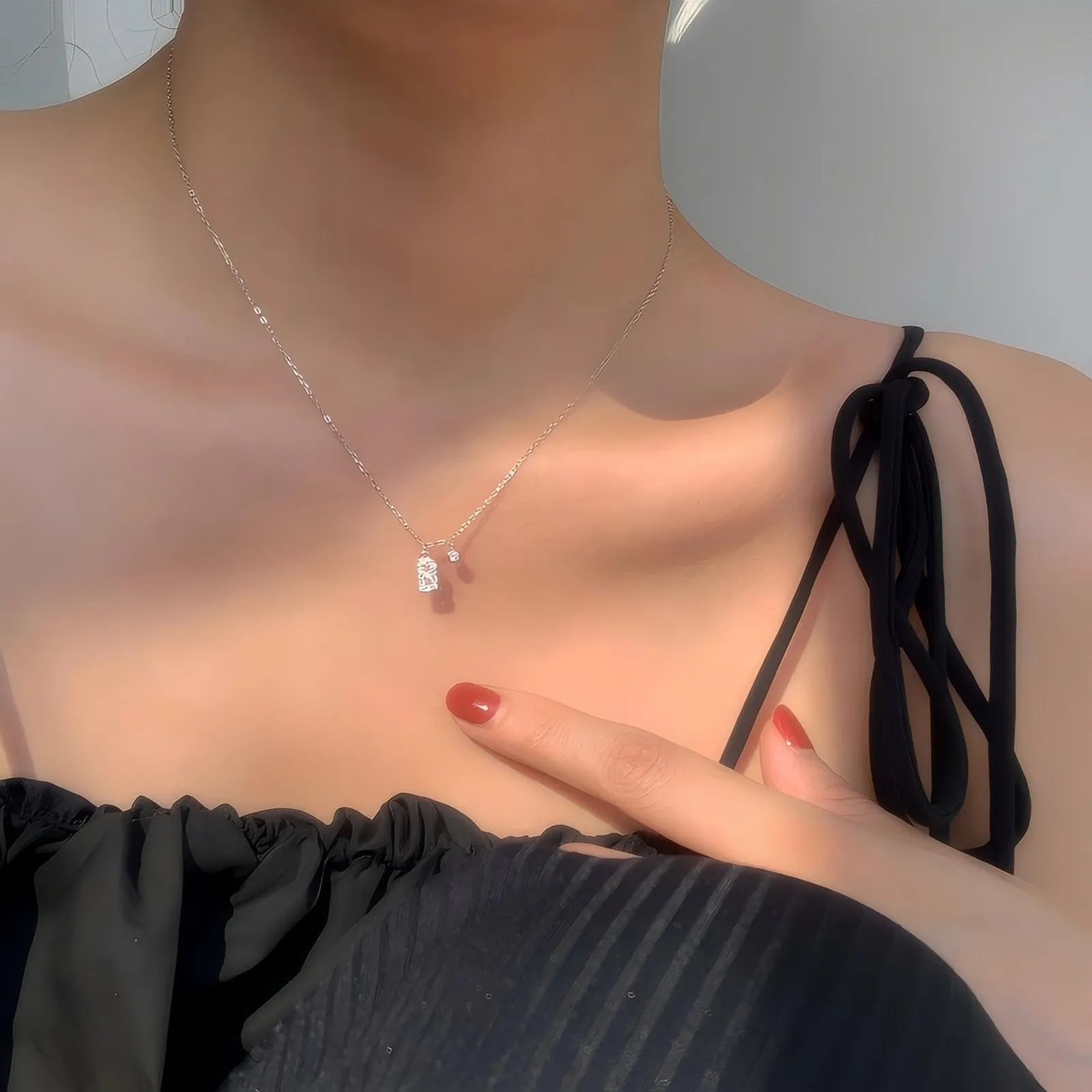 GUOYU Collana Iniziale Lettera in Acciaio Inossidabile con Zirconi (B) - immagine 3