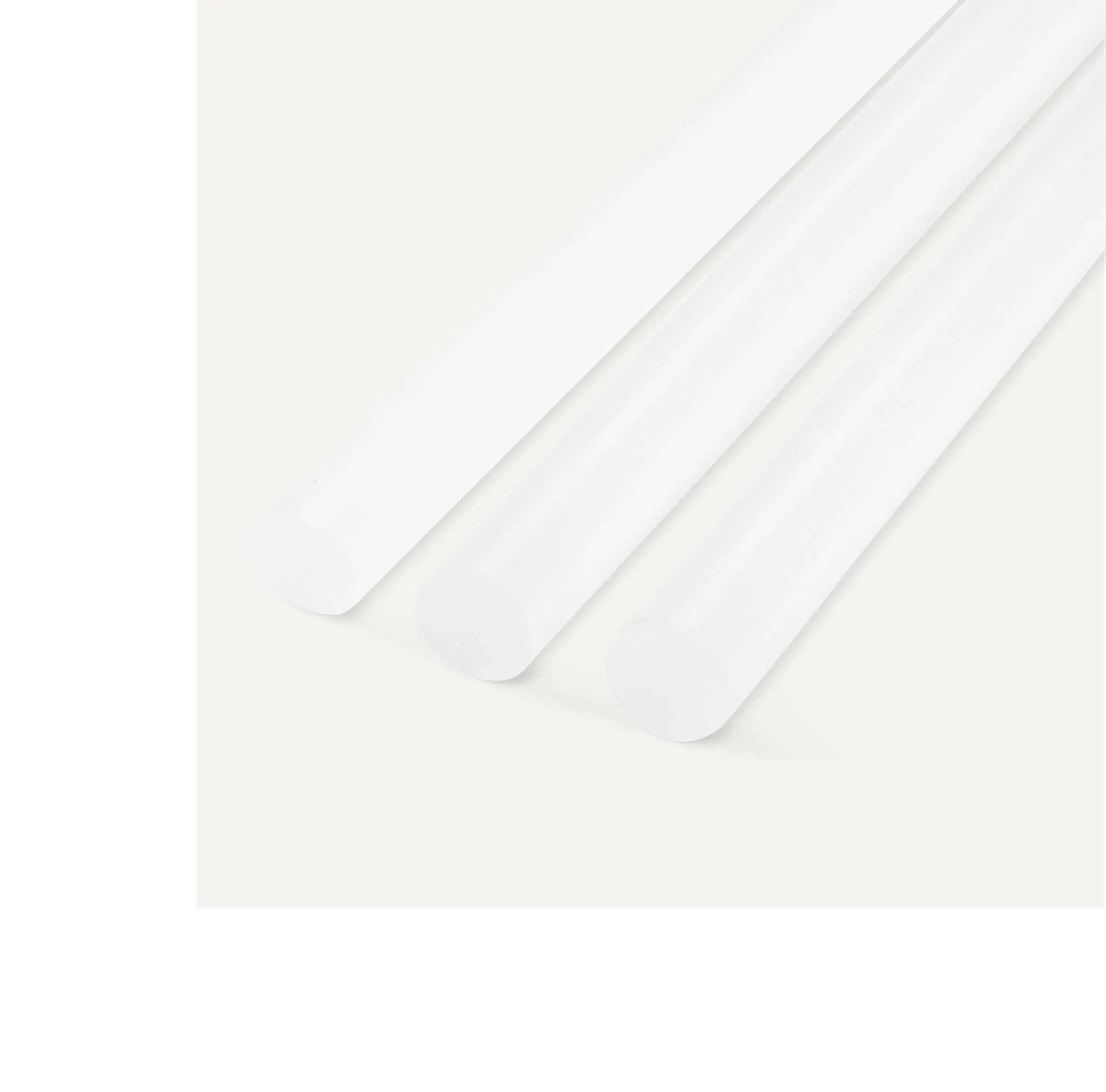 Amazon Basics Bastoncini di colla a caldo mini, 10,16 x 0,68 cm, confezione da 100, Trasparente - immagine 3
