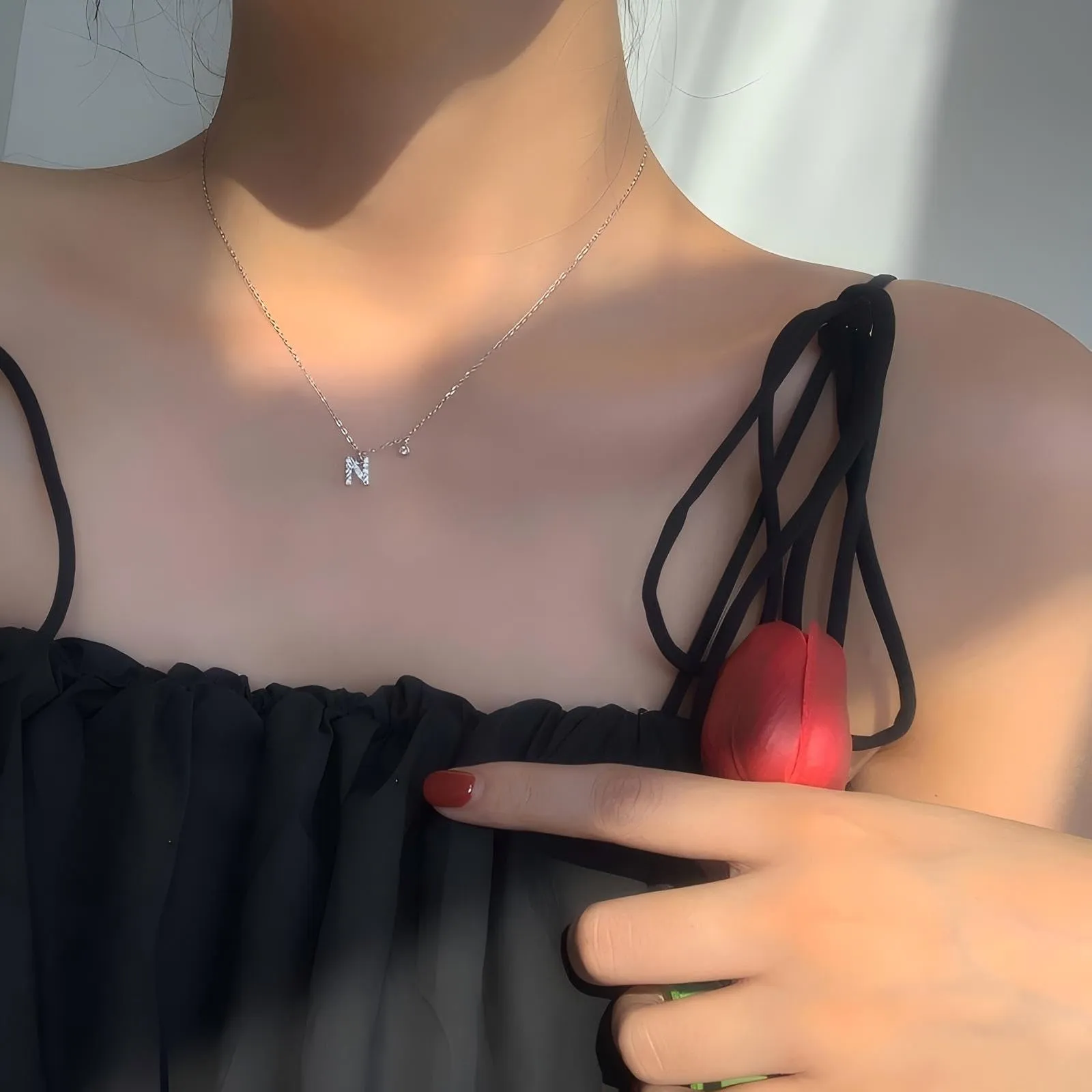 GUOYU Collana con Iniziale Lettera N in Acciaio Inossidabile e Zirconi d'Argento per Donne e Ragazze - immagine 3