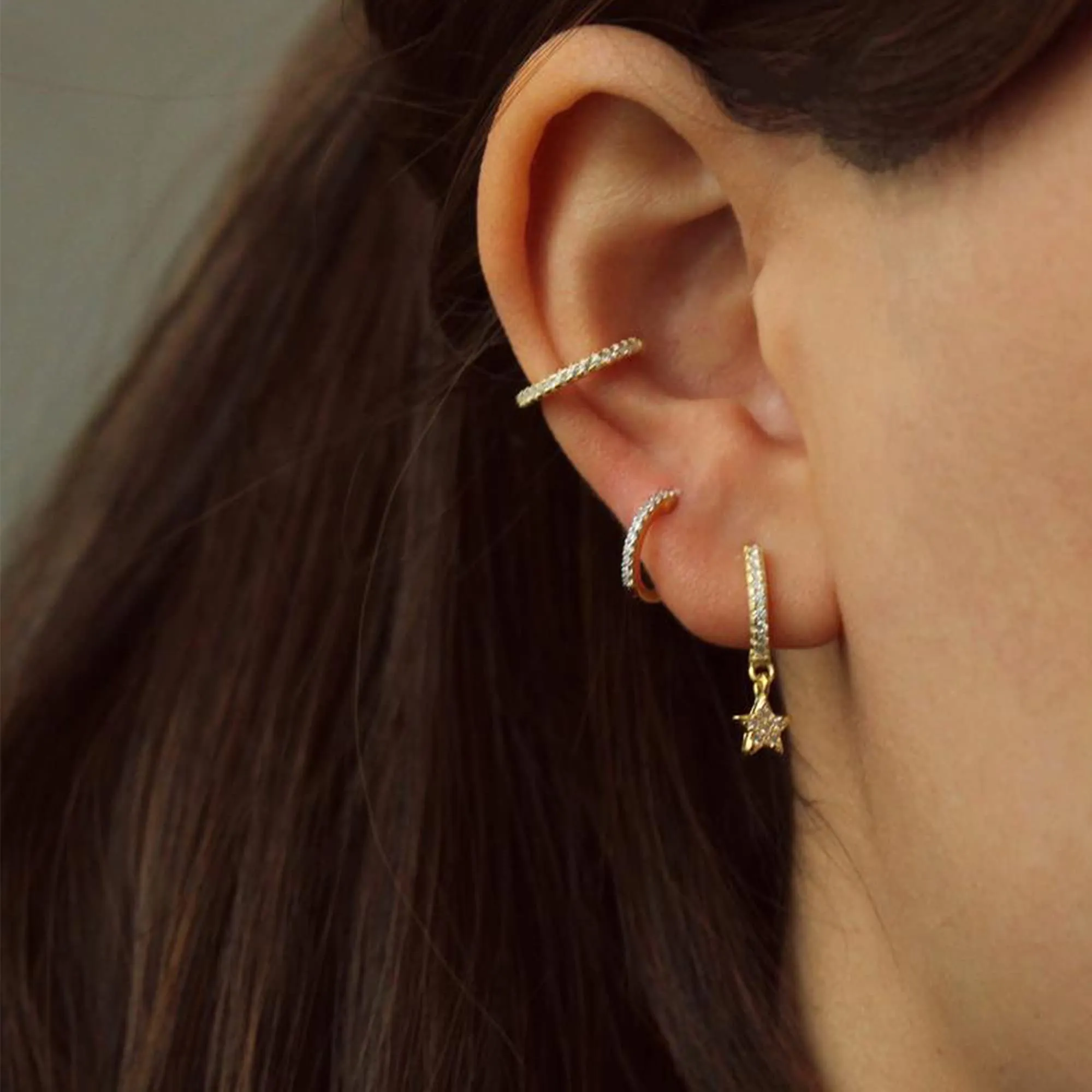 ALEXCRAFT Orecchini a Cerchio Dorati con Zirconi per Donna, 12,5 mm, SC109S15 - immagine 2