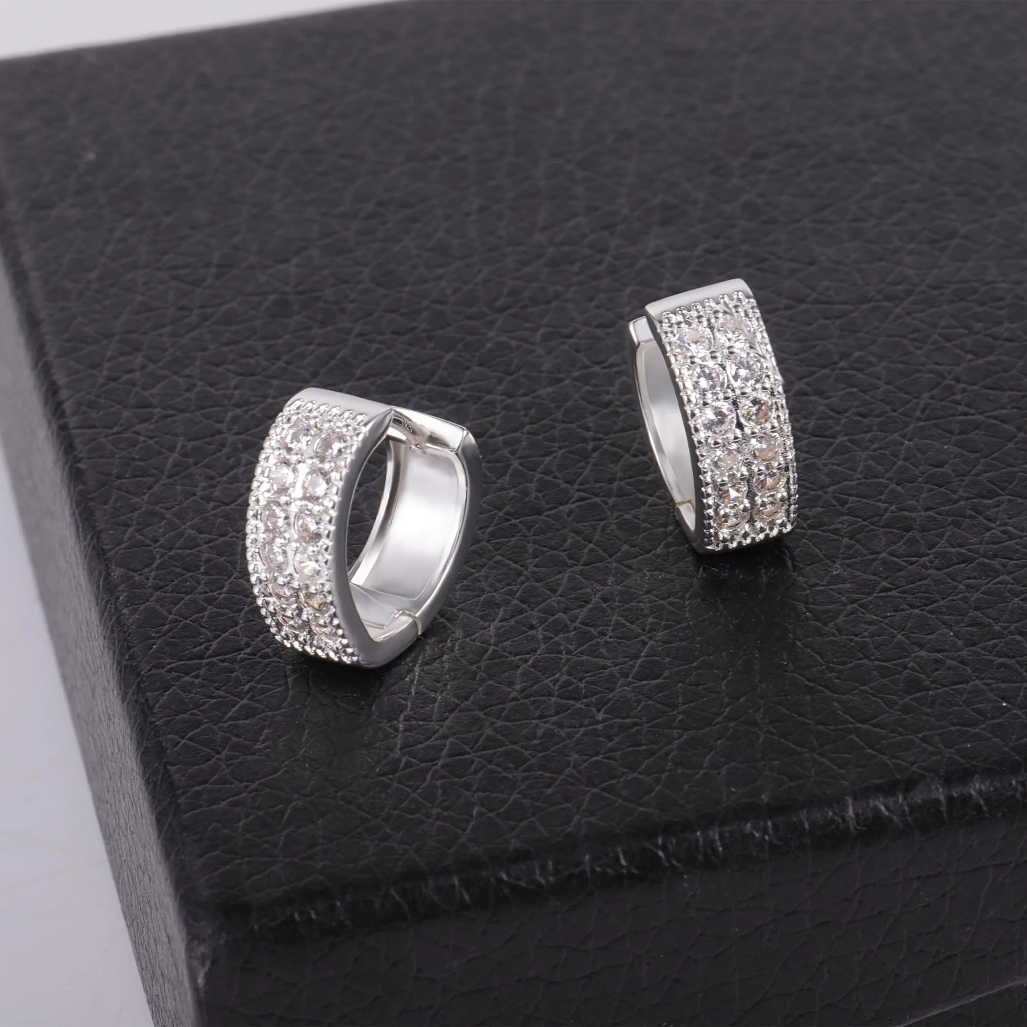 ALEXCRAFT Orecchini a Spillo Cuore Argentati con Zirconi Pavé SCEU300S - immagine 5