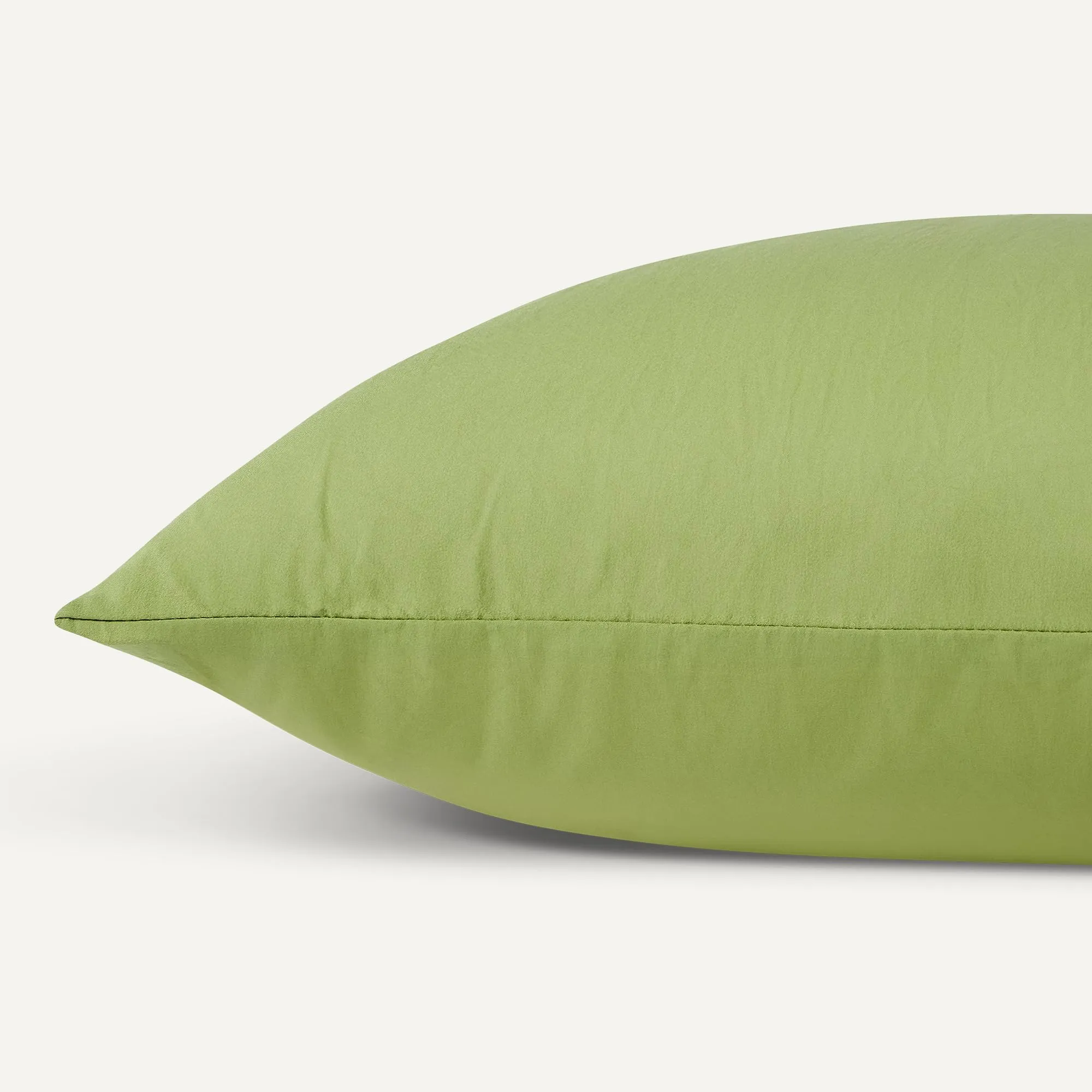 Amazon Basics Set Copripiumino in Microfibra Prelavata, 200x200 cm e 2 Federe 50x80 cm, Verde - immagine 5