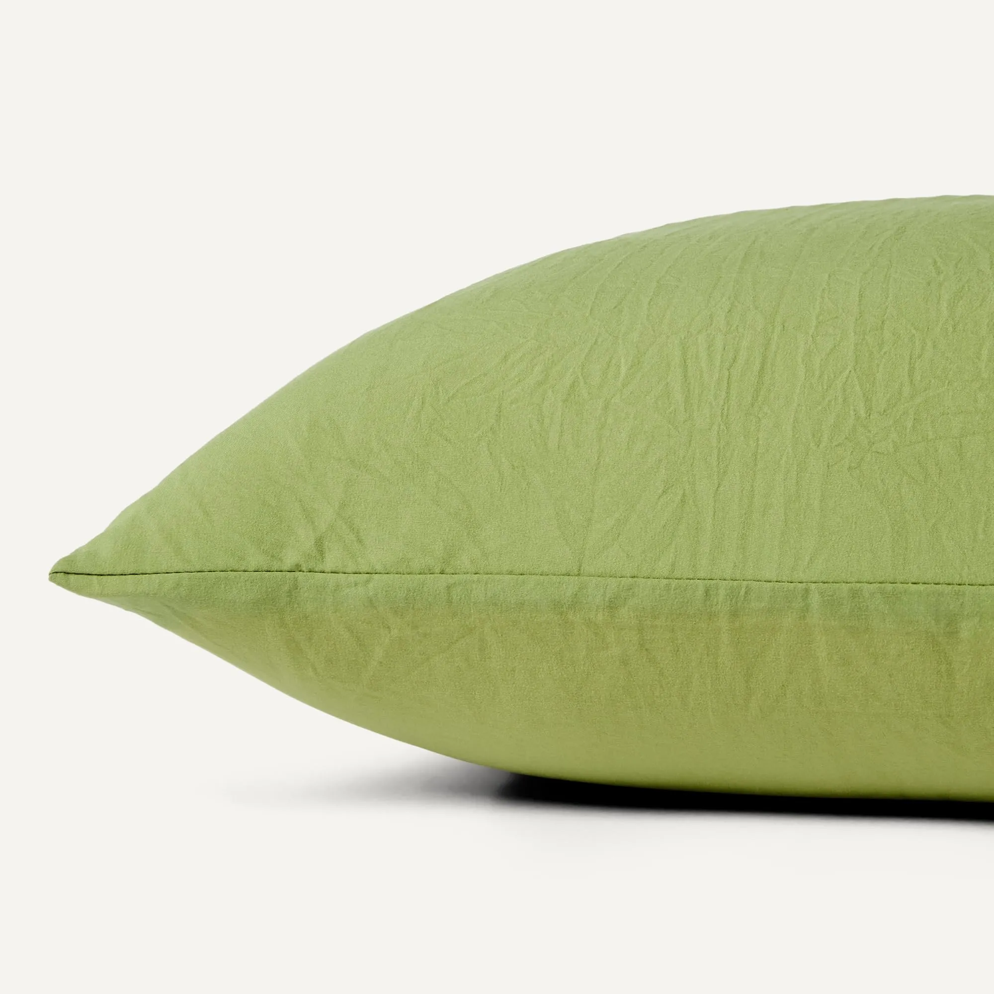 Amazon Basics Set Copripiumino Matrimoniale in Microfibra, 240 x 220 cm e 2 Federe 50 x 80 cm, Verde - immagine 5
