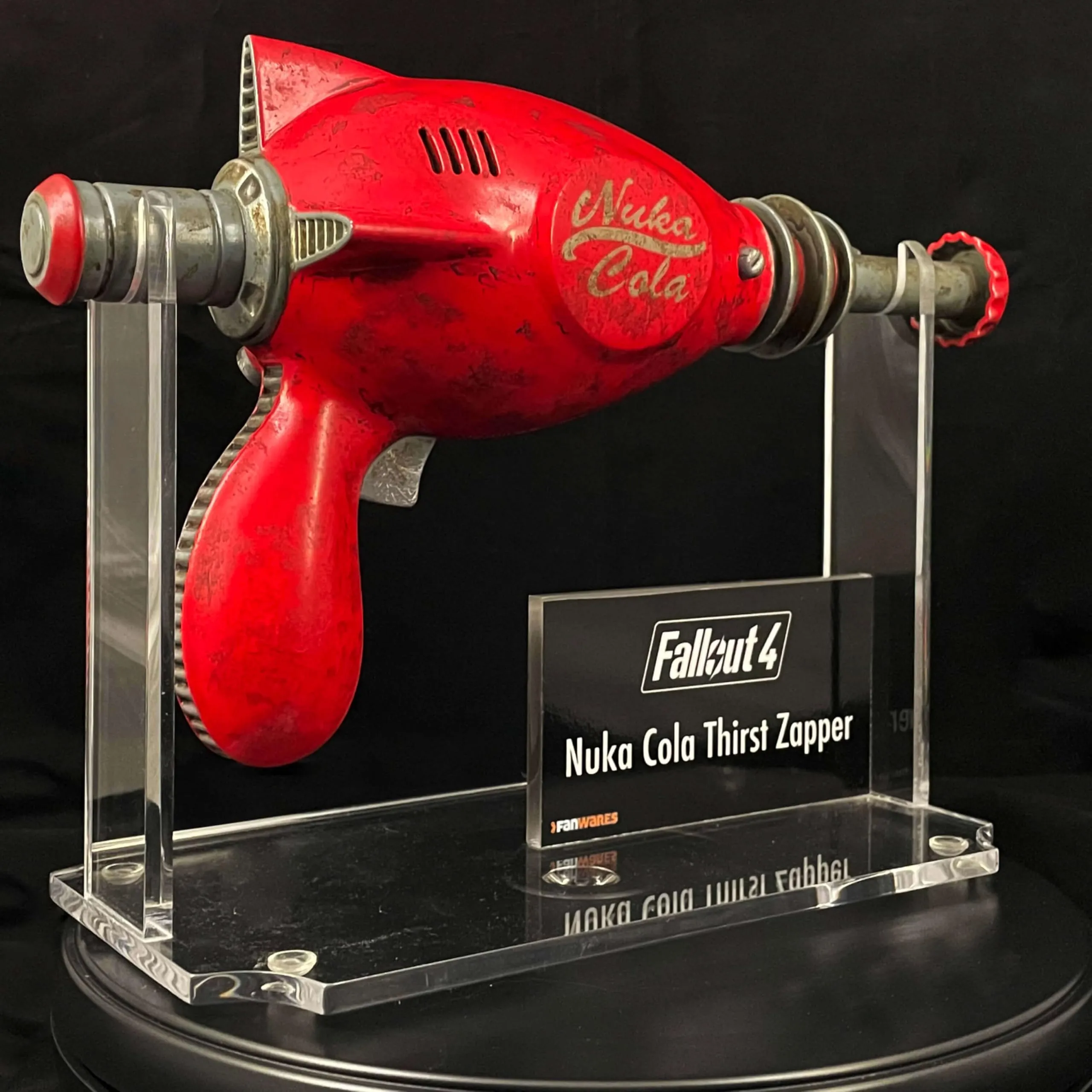 FanWraps Fallout 4 Nuka-World Thirst Zapper Life-Size Replica - immagine 4