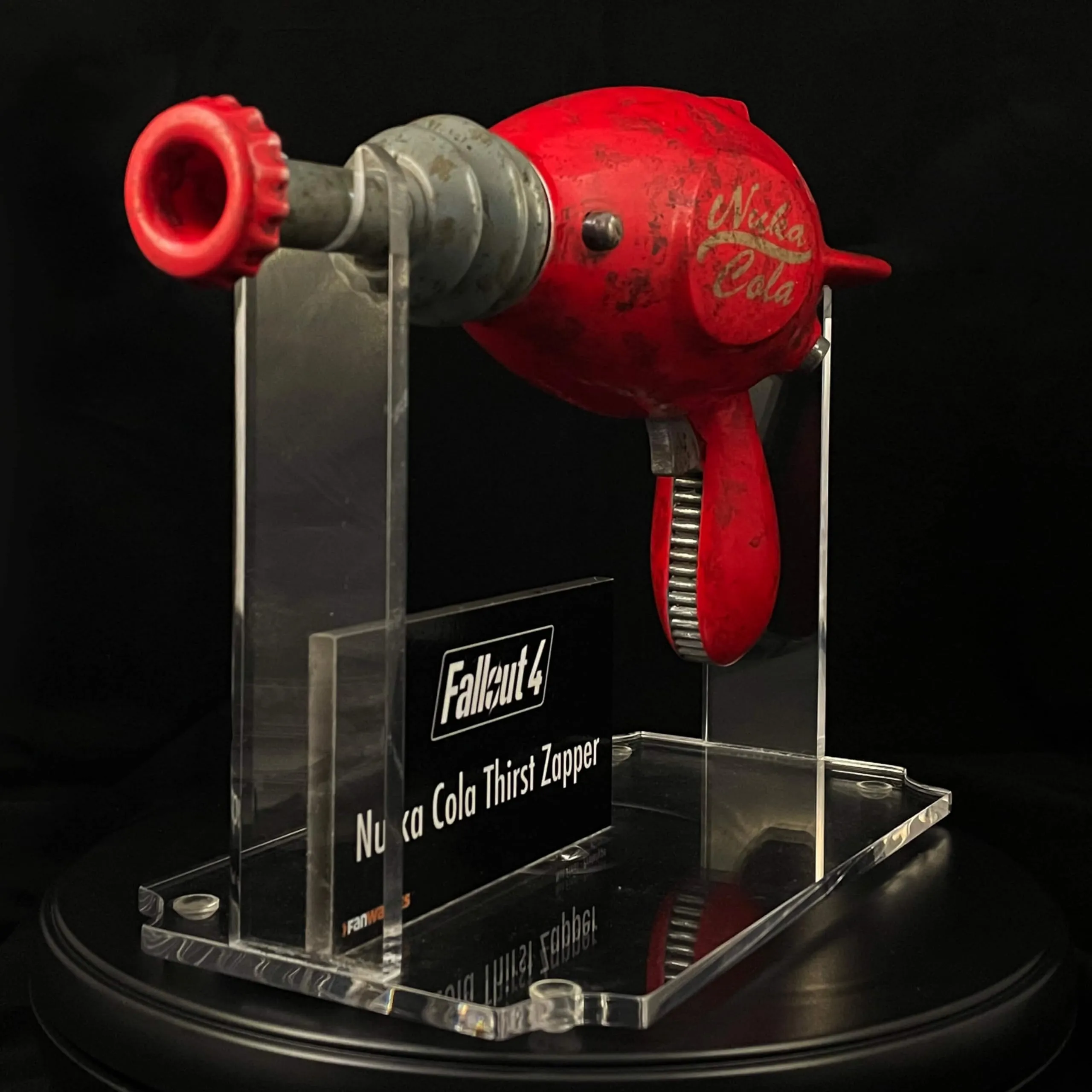 FanWraps Fallout 4 Nuka-World Thirst Zapper Life-Size Replica - immagine 5