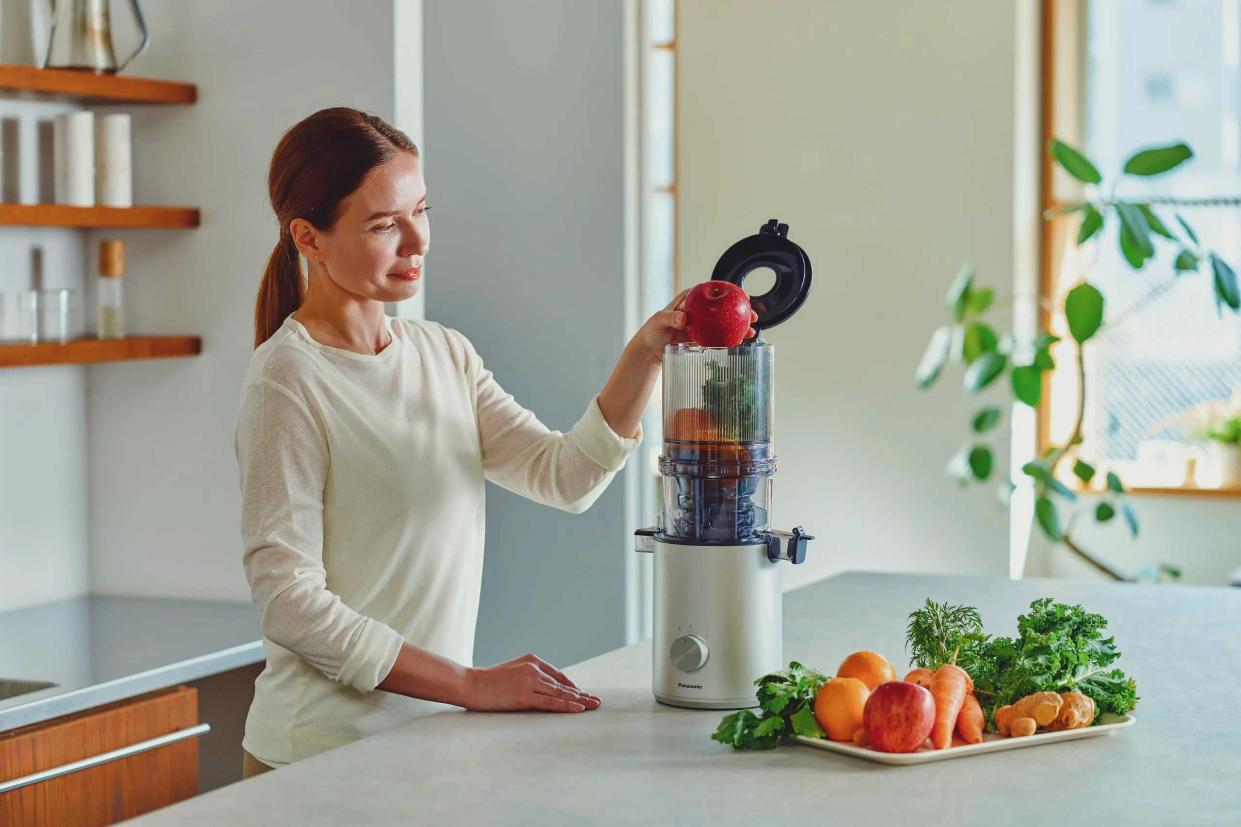 Panasonic MJ-L800HXE Slow Juicer - immagine 4