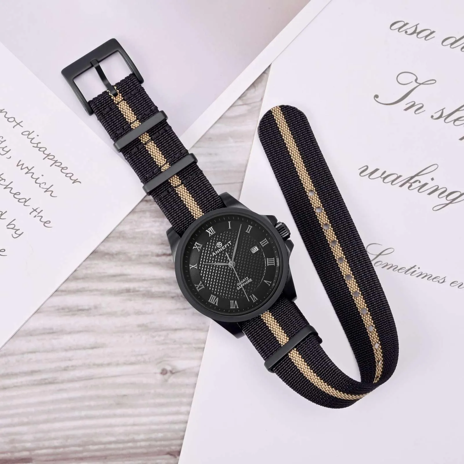 ANNEFIT Cinturino per Orologio in Nylon 20mm con Fibbia in Acciaio Inossidabile (Nero/Cachi) - immagine 2