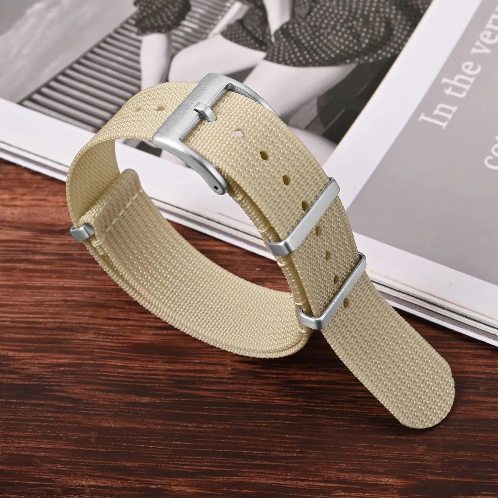 ANNEFIT Cinturino per Orologio in Nylon 22mm con Fibbia in Acciaio Inossidabile, Beige - immagine 7