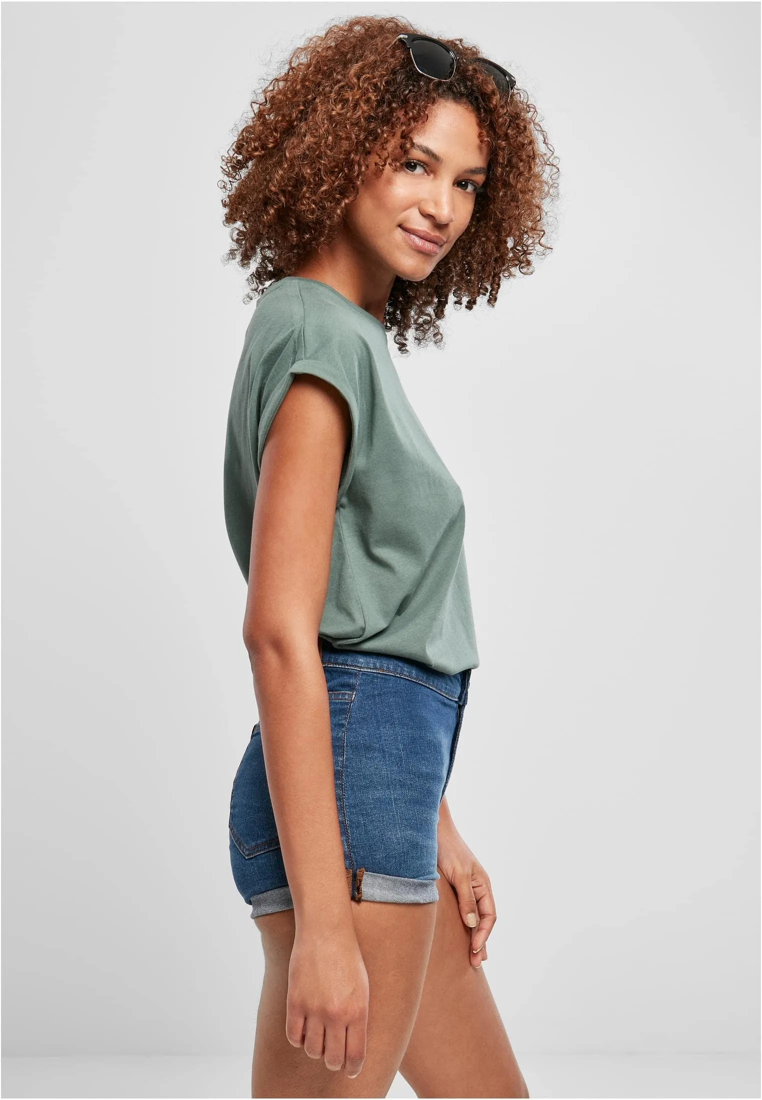 Urban Classics T-Shirt da Donna con Maniche Arrotolate in Cotone, Rosso Ciliegia, Taglia XXL - immagine 10