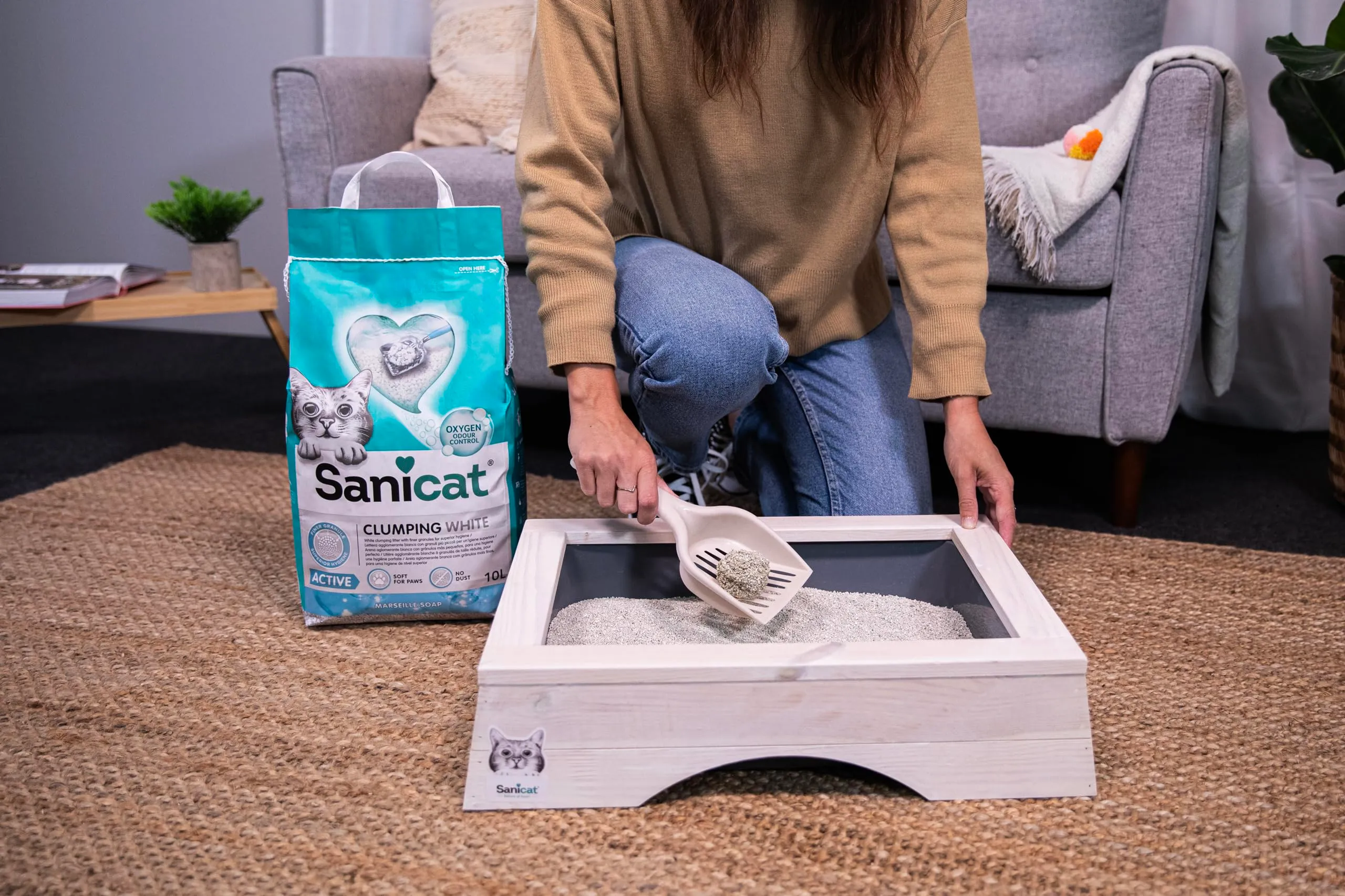 Sanicat Lettiera per gatti agglomerante bianca al Sapone di Marsiglia, 10 L - immagine 7