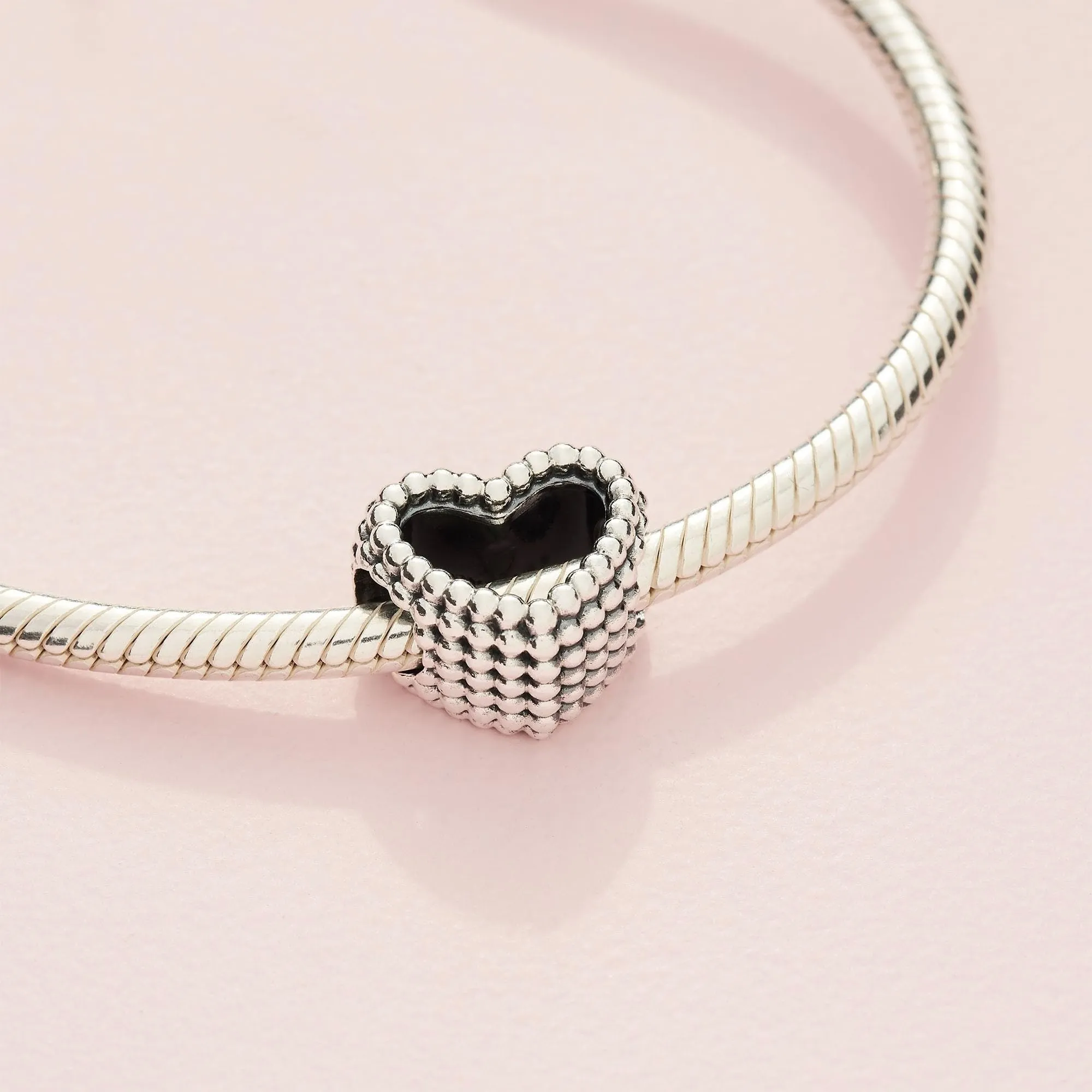 Pandora Ciondolo in argento con perline a forma di cuore aperto - immagine 5