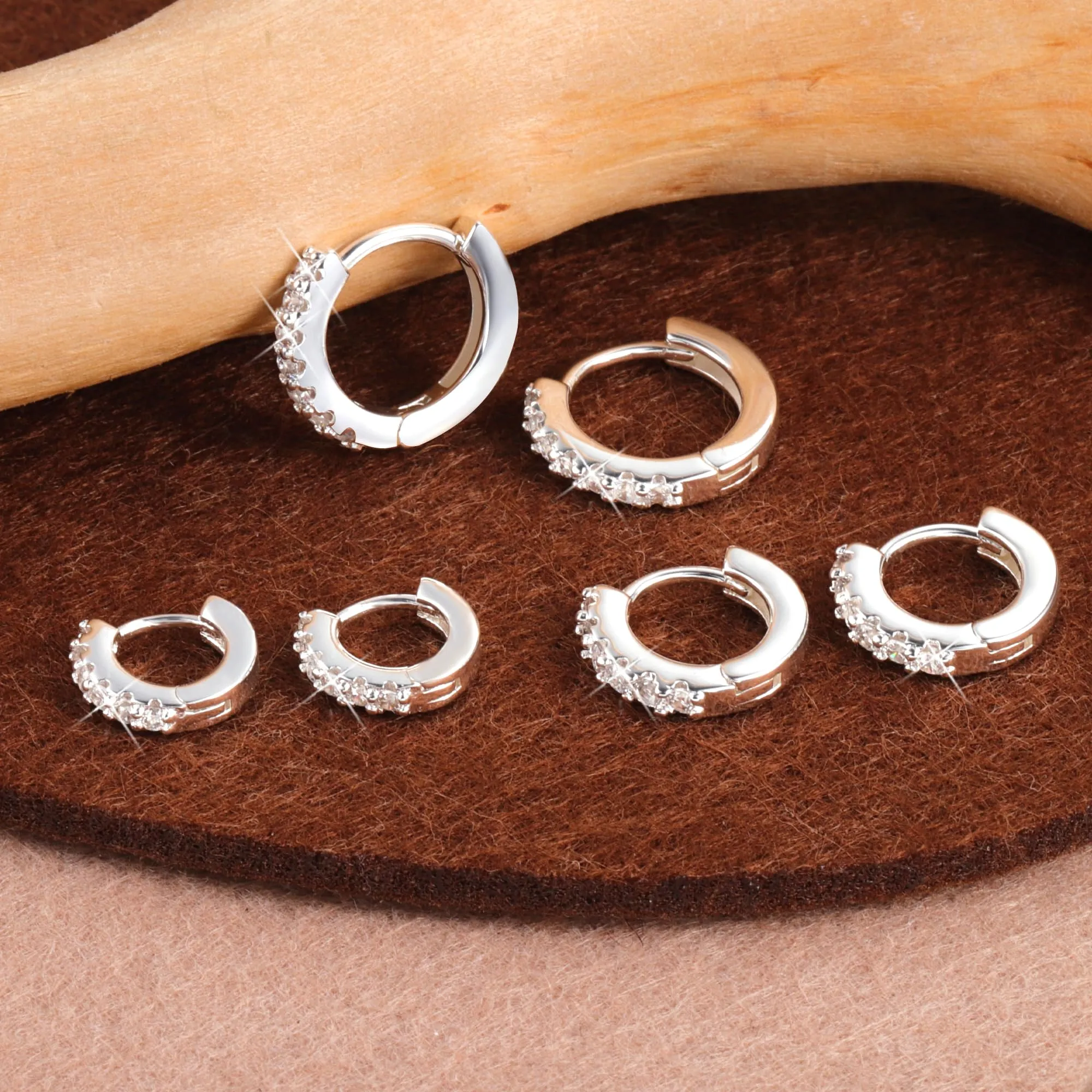 ALEXCRAFT Orecchini a Cerchio Huggie con Zirconi in Argento, Set da 3 Paia - immagine 6
