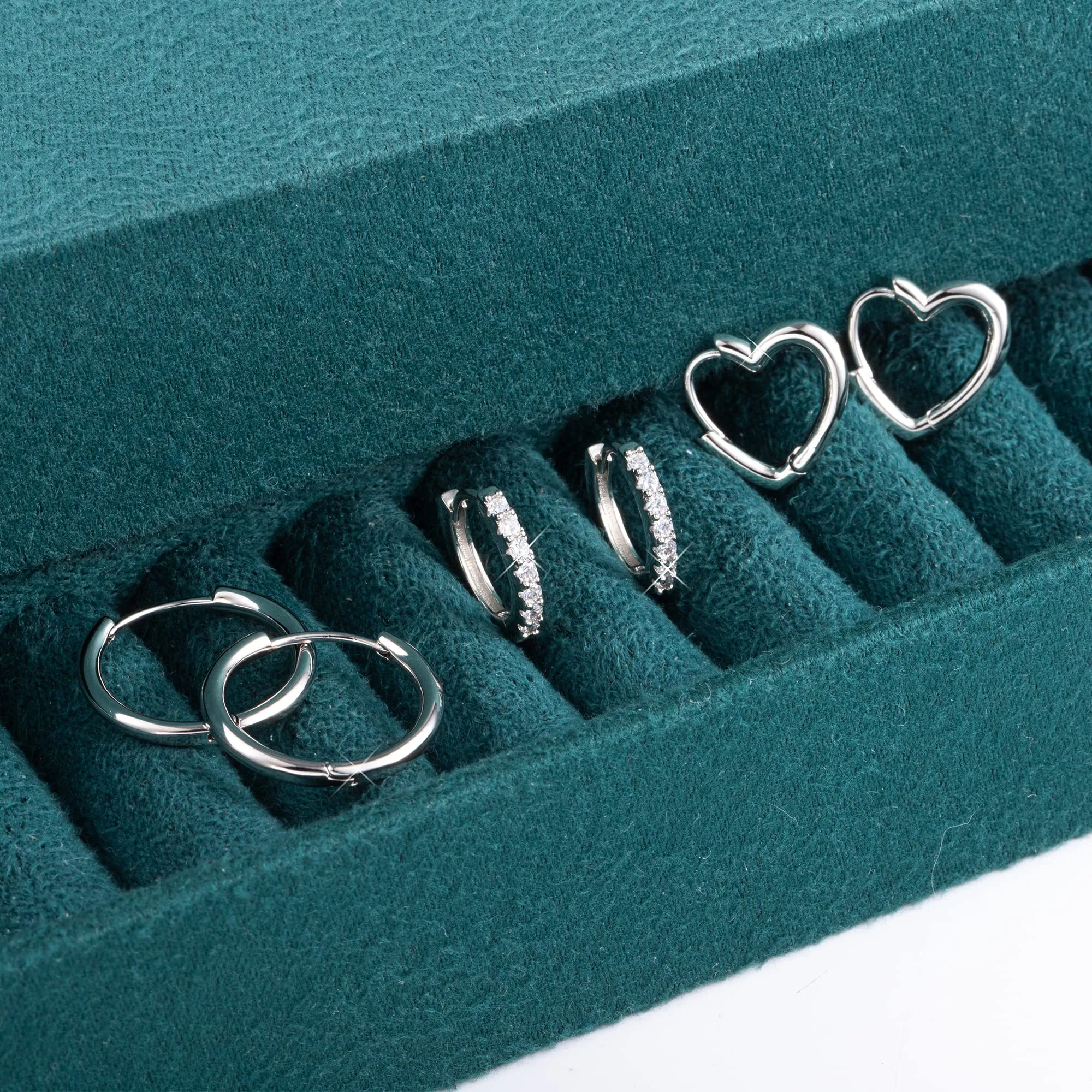 ALEXCRAFT Orecchini a Cerchio Huggie Cuore e CZ, Set 3 Paia, Argento Lucido - immagine 2