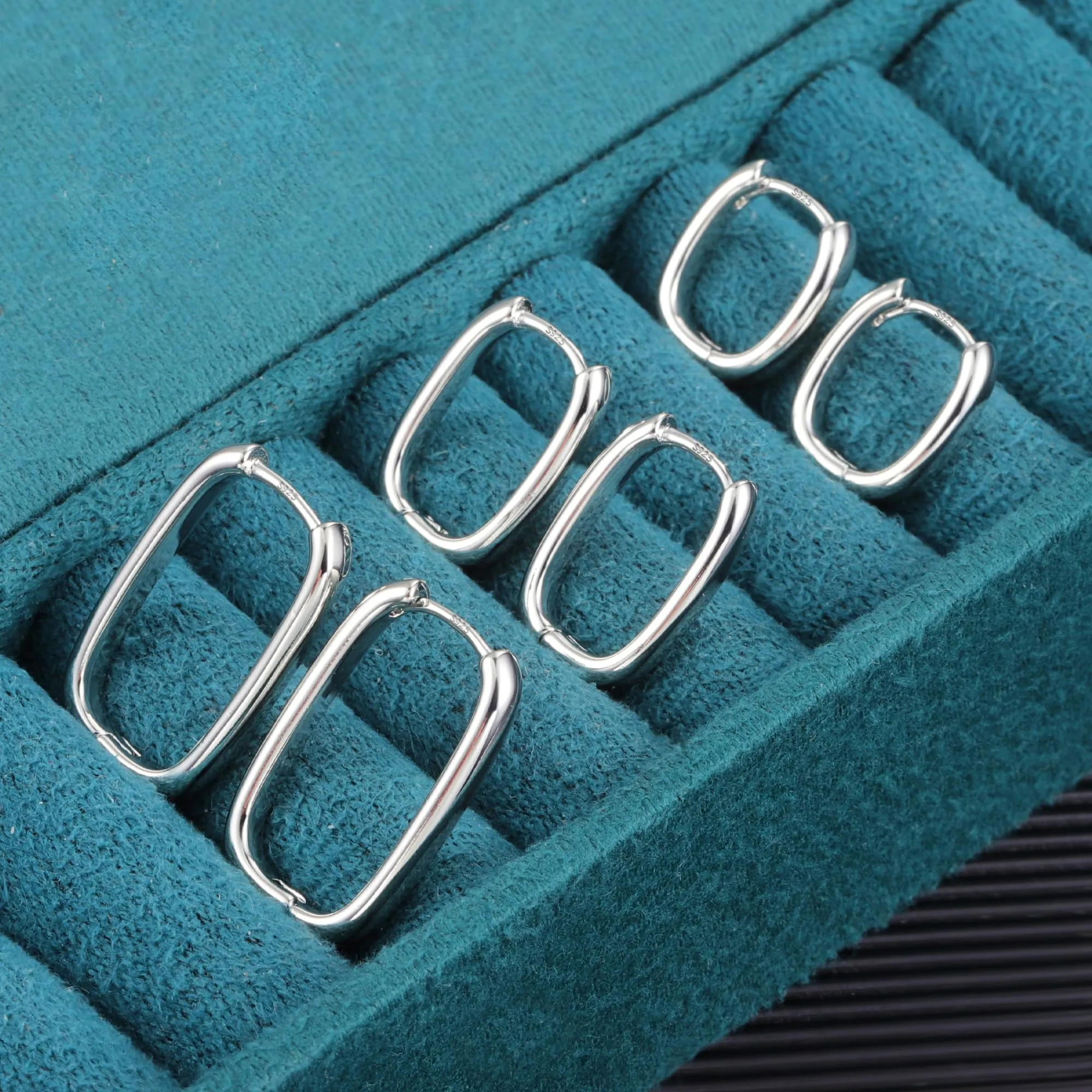 ALEXCRAFT Orecchini Donna Cerchio Rettangolari Huggie, 3 Paia, Argento - immagine 2