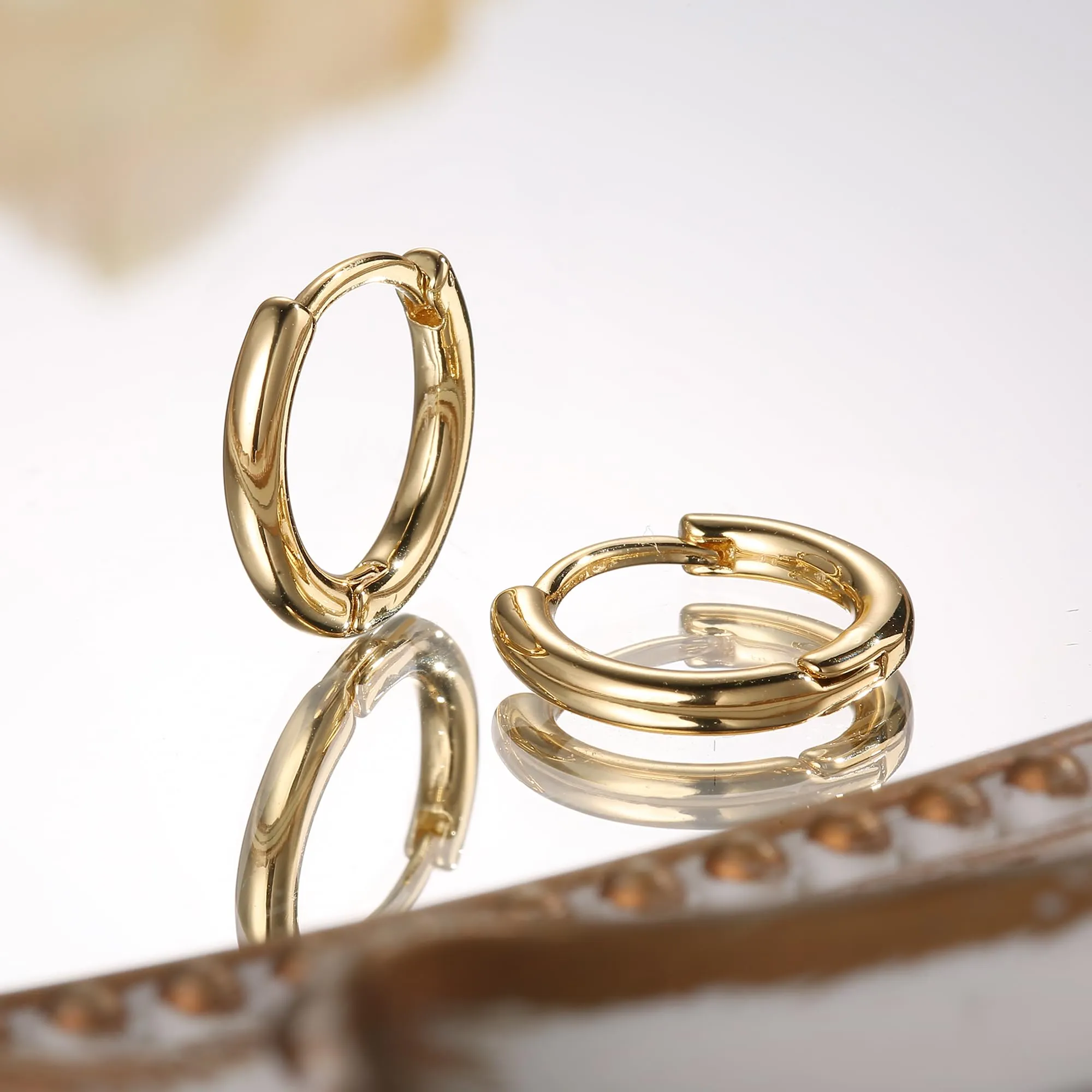 FIOROYAL 5 Paia Orecchini a Cerchio Piccoli Placcati Oro 14K con Zirconi Cubici, 6/7/8/9/10mm - immagine 7