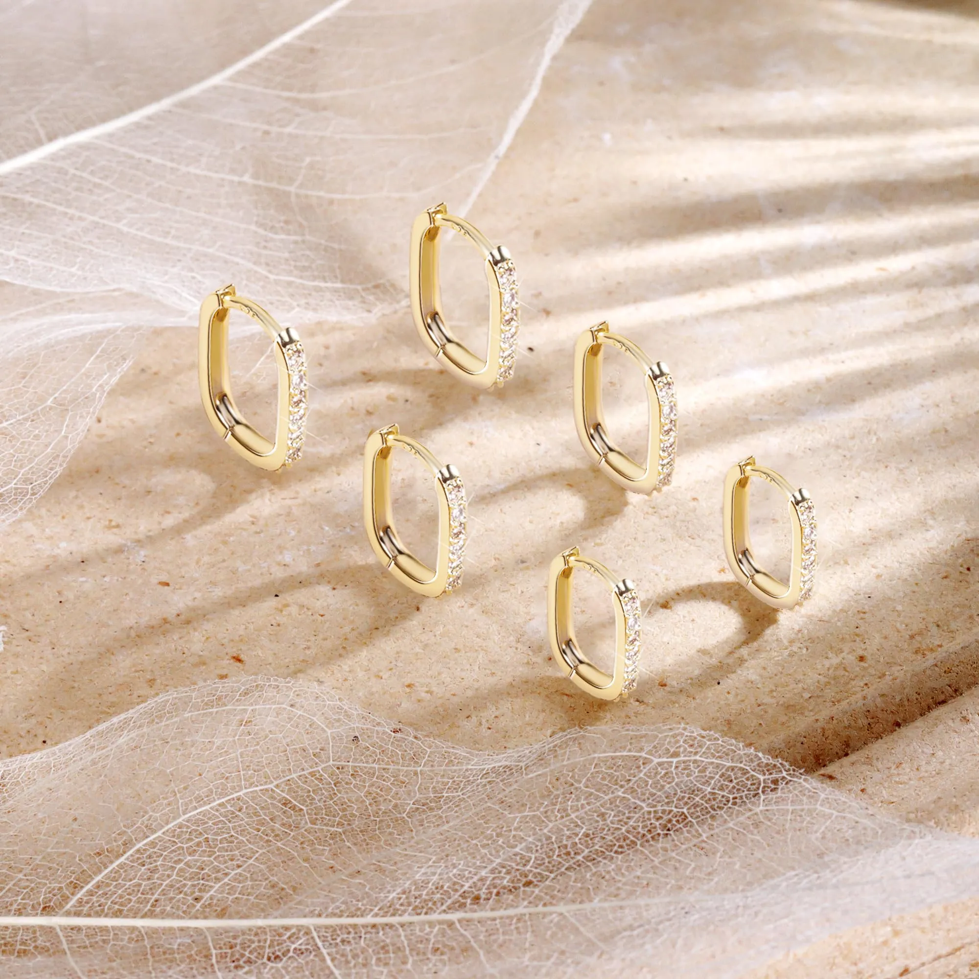 ALEXCRAFT Set di 3 Paia di Orecchini a Cerchio Rettangolari in Oro 14K con Zirconi - immagine 3