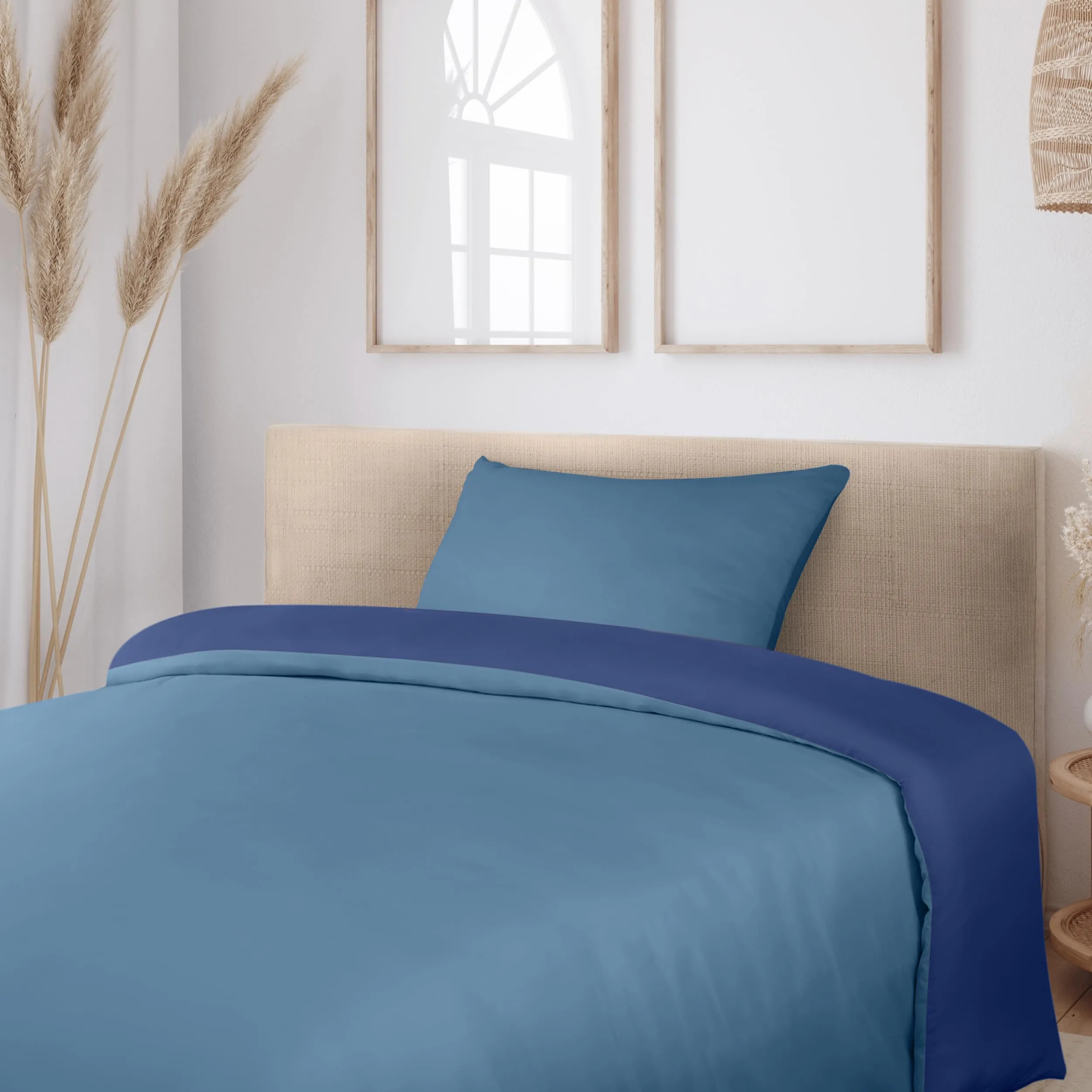 Utopia Bedding Set Copripiumino 135x200 cm e Federa 50x75 cm, Blu Navy/Azzurro - immagine 3