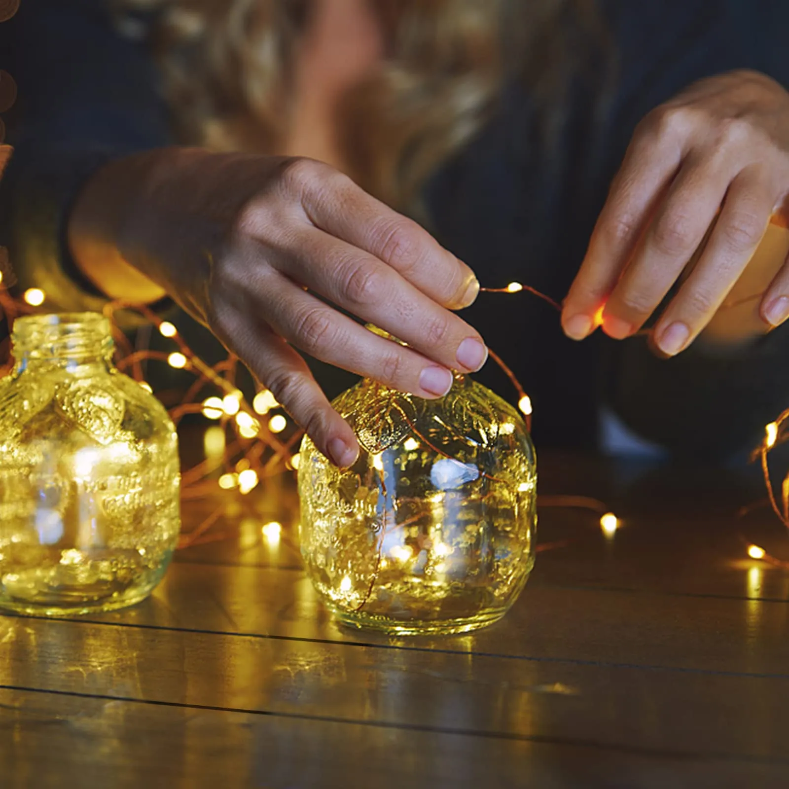 Jsdoin LED Fairy Lights, 10M 100 LED, Battery Powered, Warm White, 2 Pcs - immagine 3
