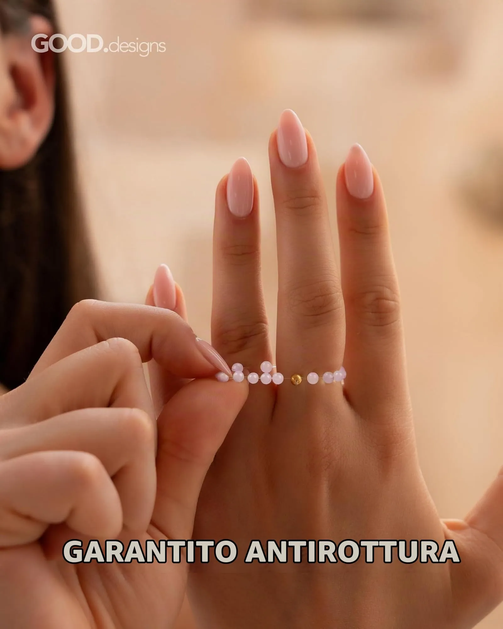 GD GOOD.designs Anello Antistress con Perle in Quarzo Rosa e Perla Placcata Oro 18K, Misura 54-60 - immagine 4