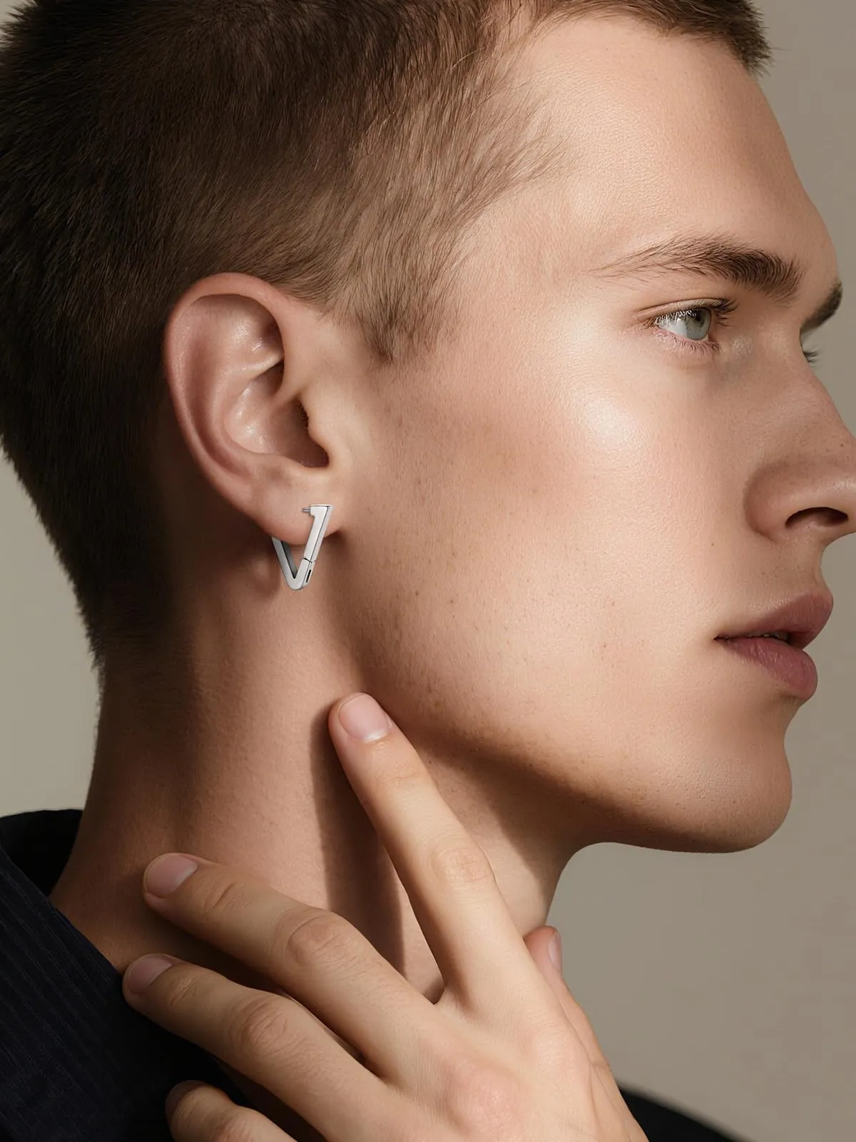 FOCALOOK Orecchini Uomo Cerchio Triangolari in Acciaio Inossidabile, Argento - immagine 2