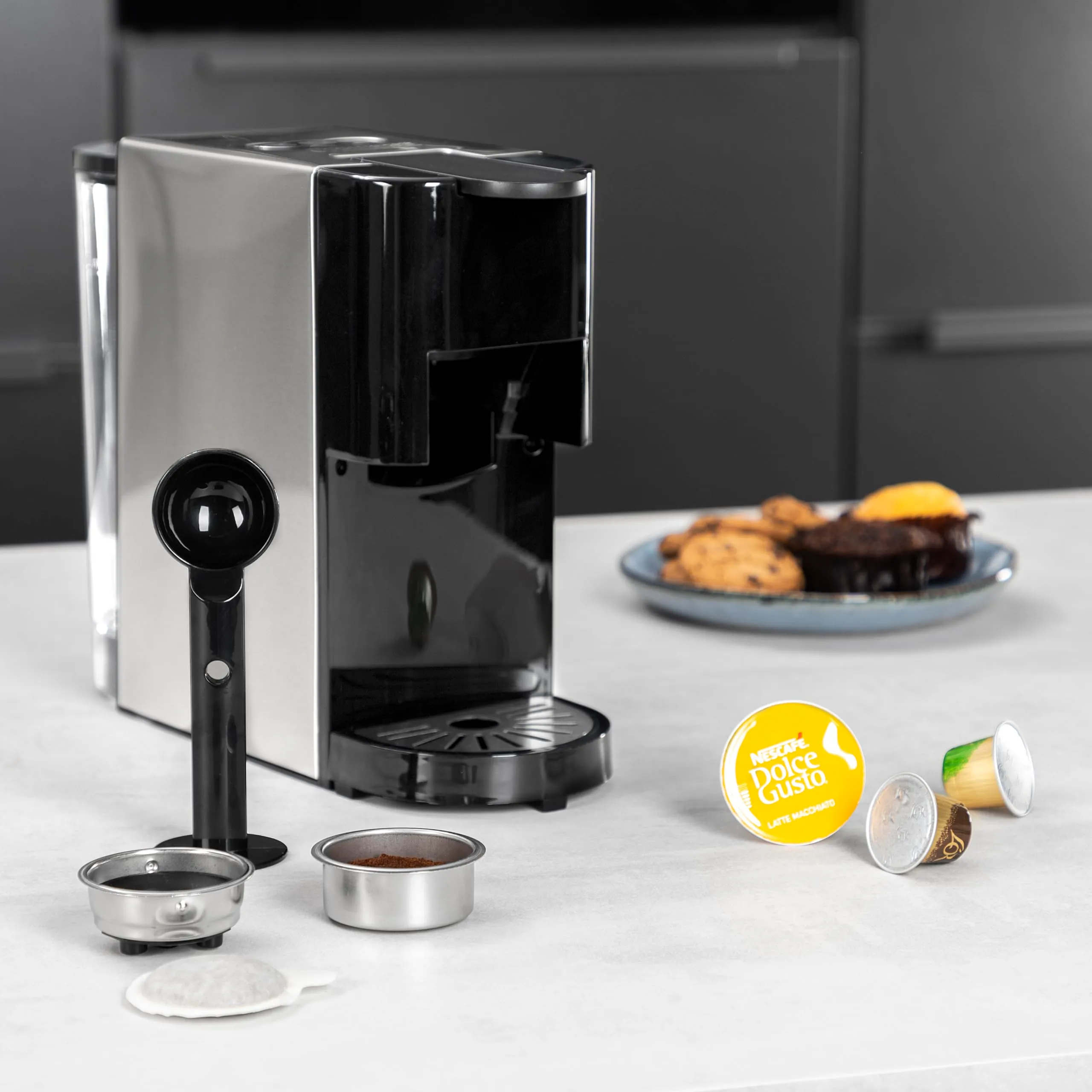 Princess 01.249450.01.001 Caffettiera Multifunzione 4 in 1, Compatibile con capsule Nespresso, Dolce Gusto, cialde ESE e caffè macinato, 19 bar, Nero e Argento, 800 ml - immagine 5