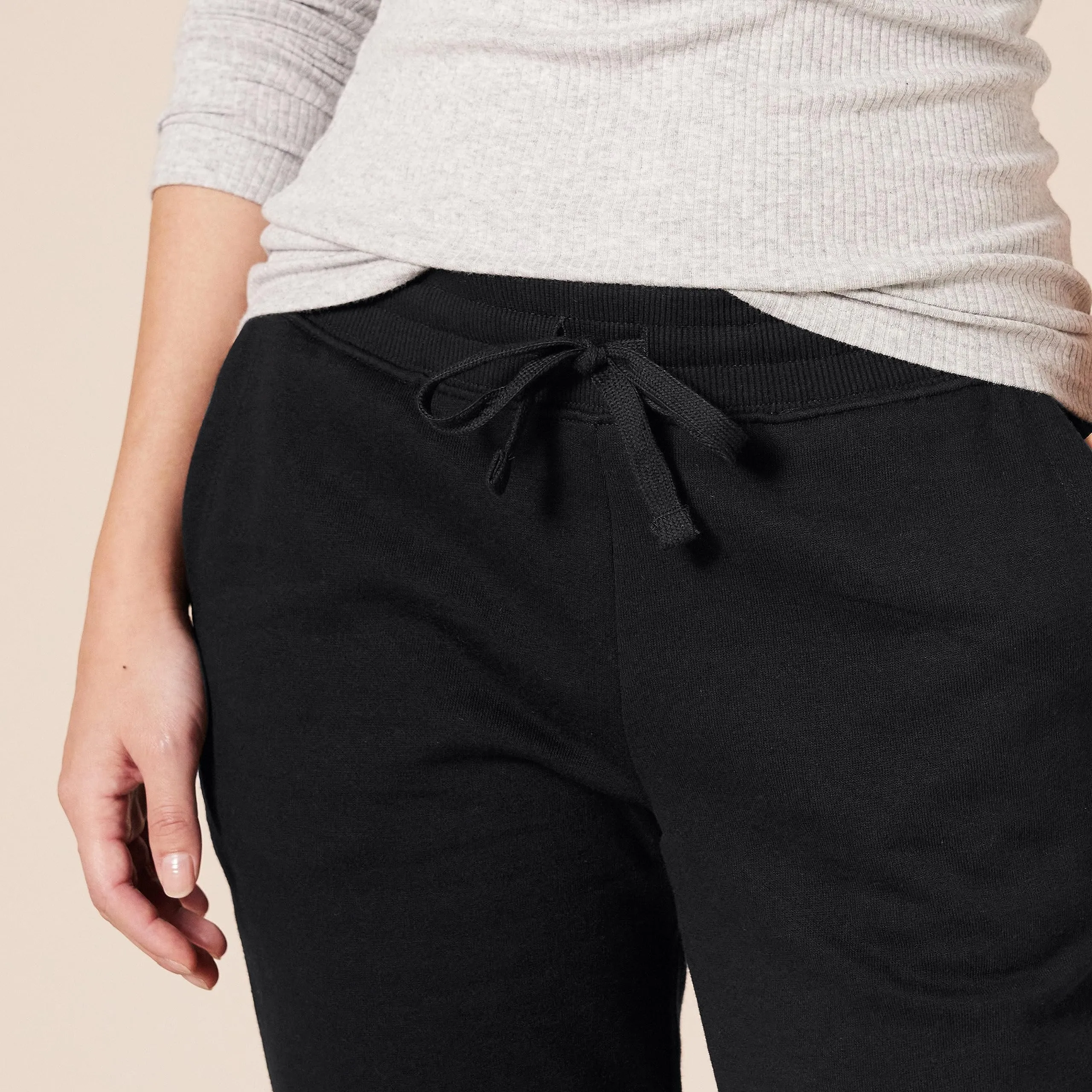 Amazon Essentials Pantaloni Tuta da Donna a Gamba Dritta in Pile, Nero, XL - immagine 4