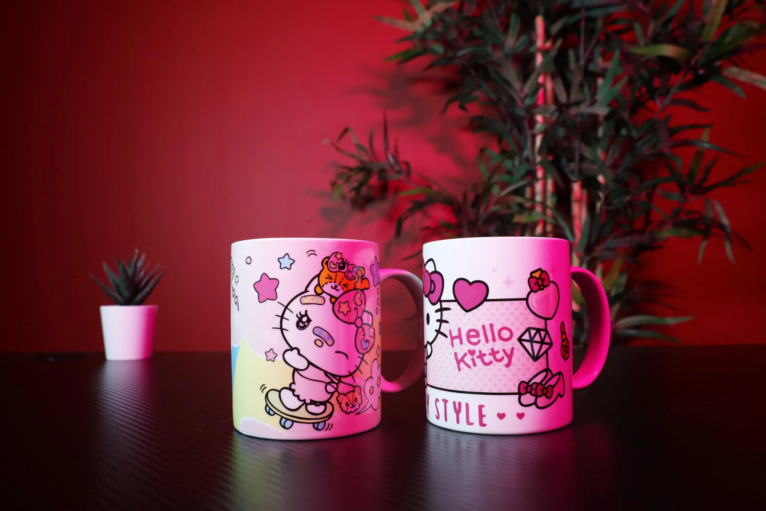 Konix Hello Kitty Tazza in ceramica, 320 ml, Design con skateboard - immagine 4
