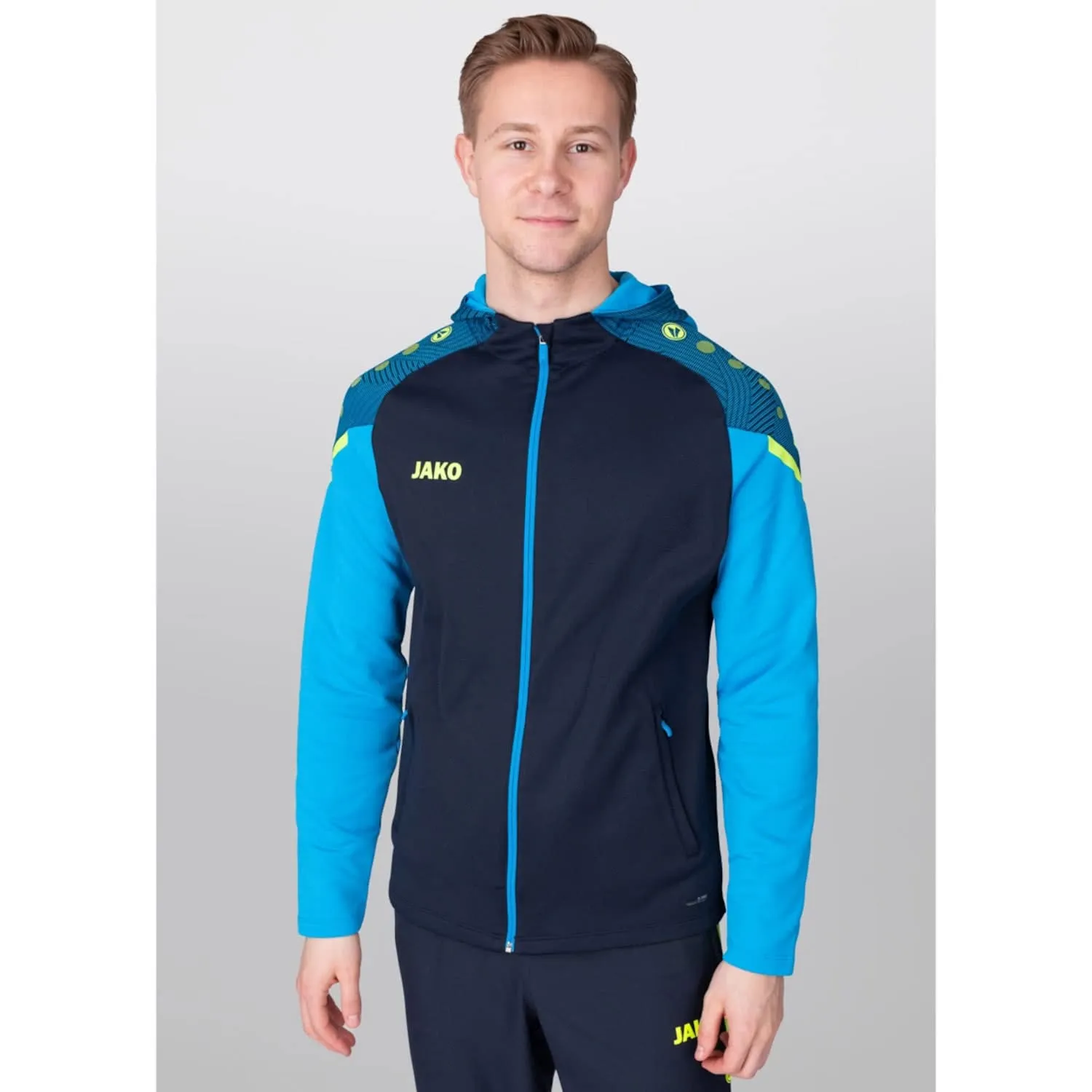 JAKO Giacca con cappuccio Performance 6822 Blu Navy - immagine 2