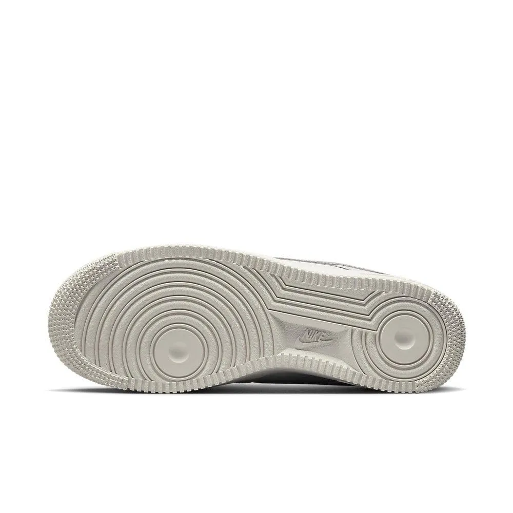 Nike Air Force 1 '07 Women's Shoes - Iron Ore Phantom Light, 43 EU - immagine 4