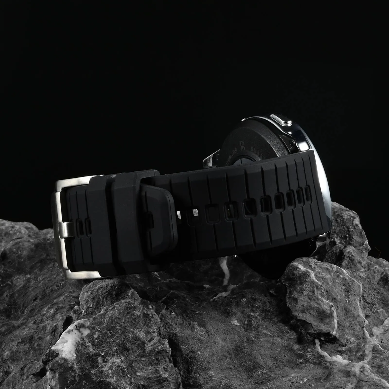 ANBEER Cinturino in silicone a sgancio rapido 18mm, Nero con fibbia nera - immagine 2