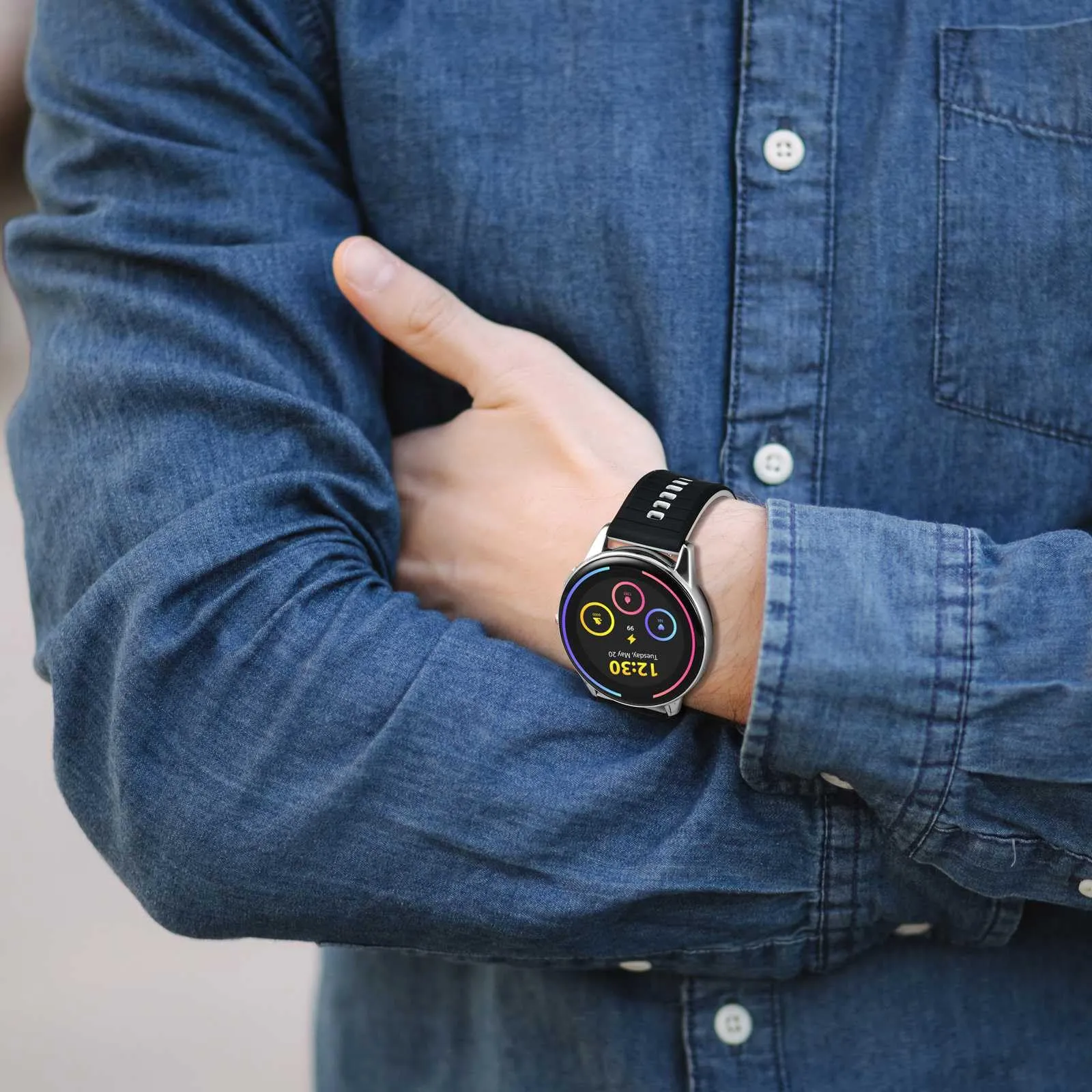 ANBEER Cinturino in Silicone a Sgancio Rapido 24mm, Nero & Grigio con Fibbia Argento - immagine 7