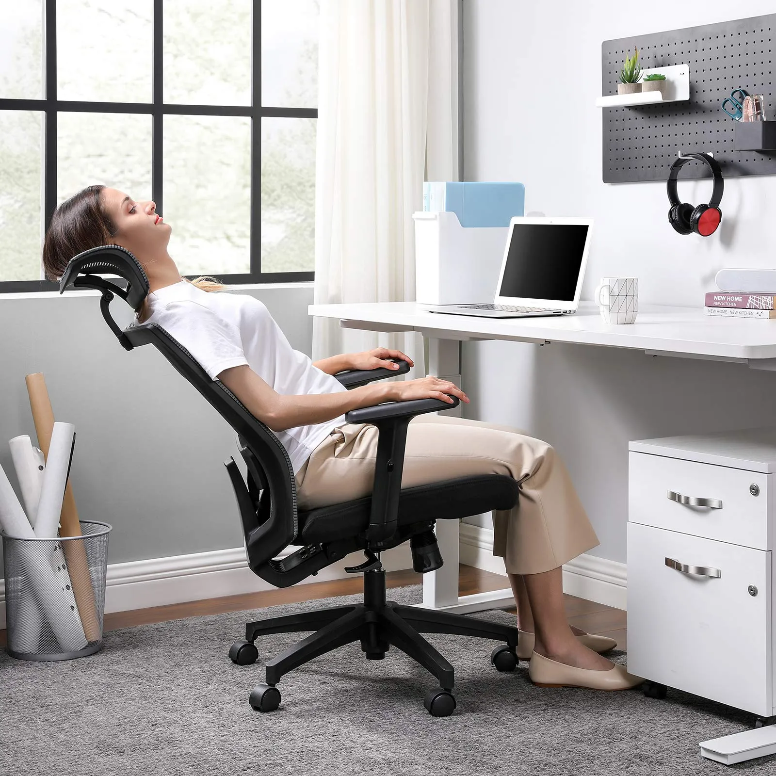 SONGMICS Sedia da Ufficio Ergonomica in Rete con Supporto Lombare, OBN55BG - immagine 2