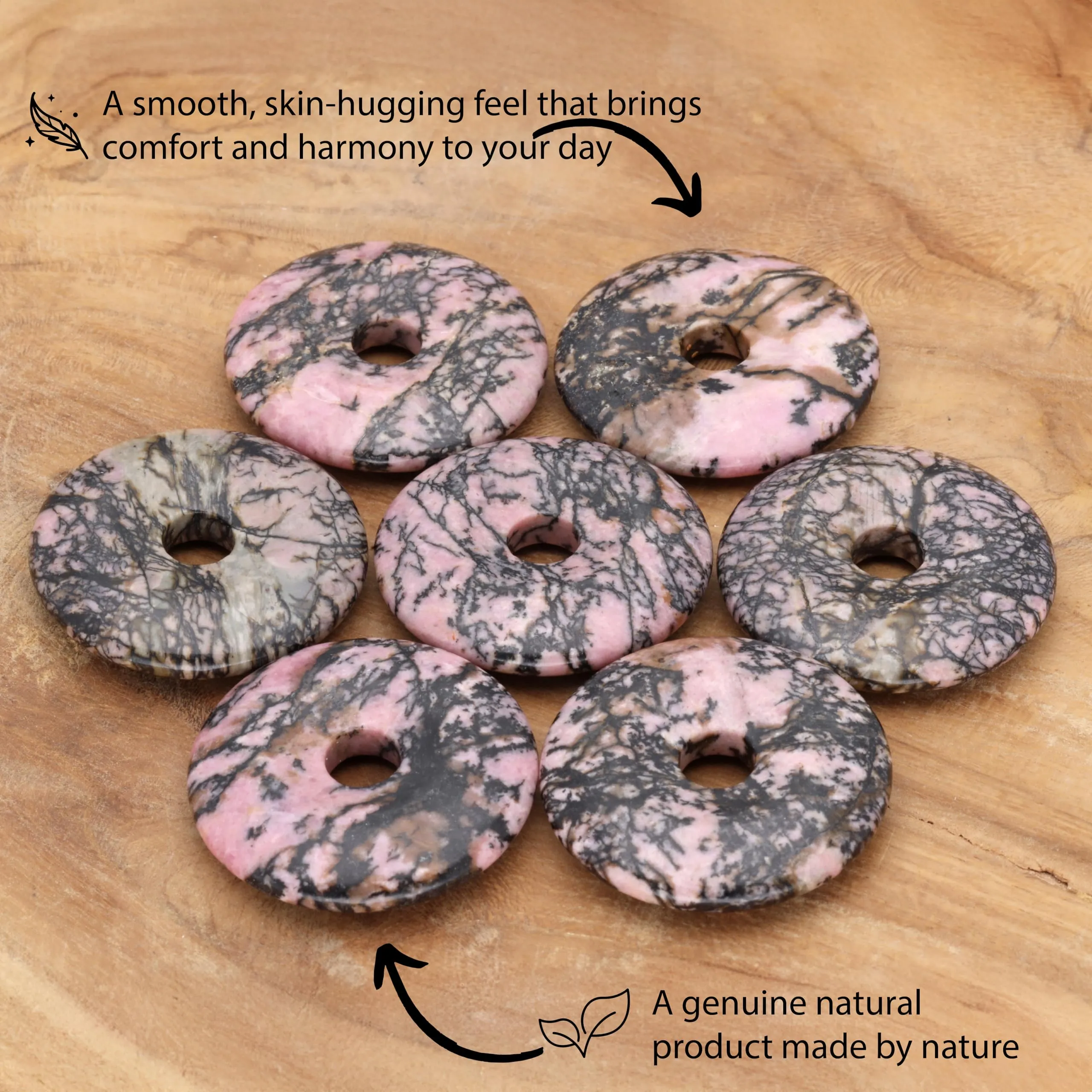 Lebensquelle Plus Donut in pietra preziosa Rodonite 30 mm con cordoncino in cotone e scheda pietra - immagine 3