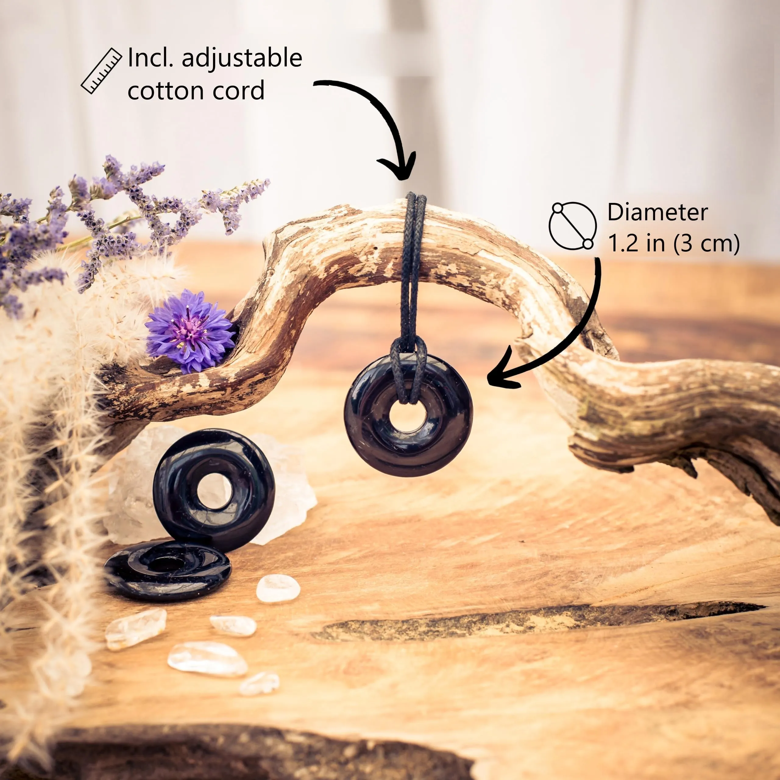Lebensquelle Plus Donut in Tormalina Nera 30 mm con cordoncino in cotone e scheda pietra - immagine 3
