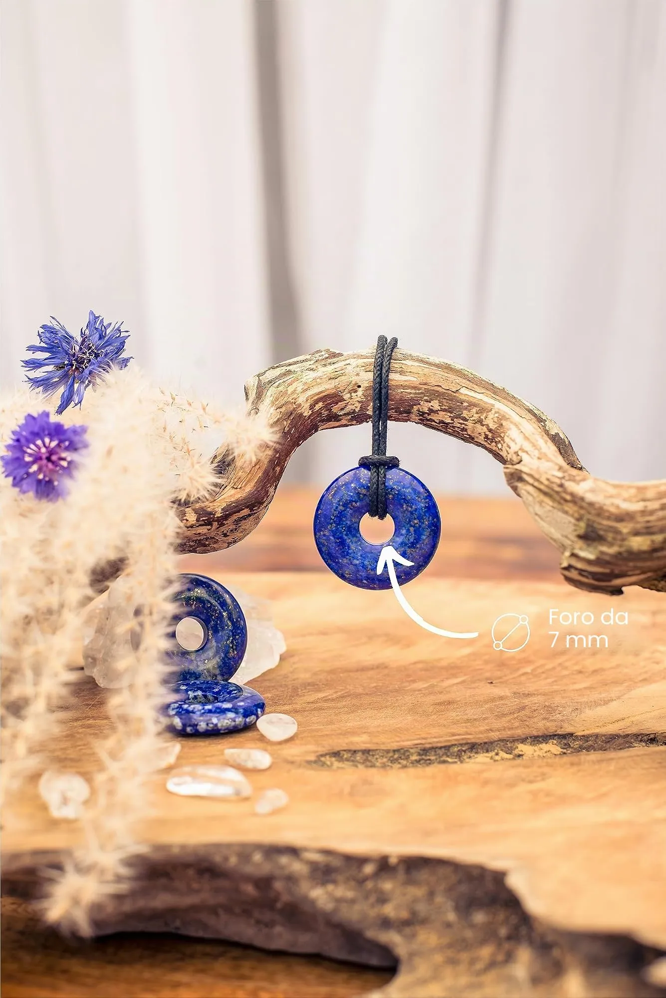 Lebensquelle Plus Donut in Pietra Lapislazzuli 30 mm con Cordoncino in Cotone e Scheda Informativa - immagine 3