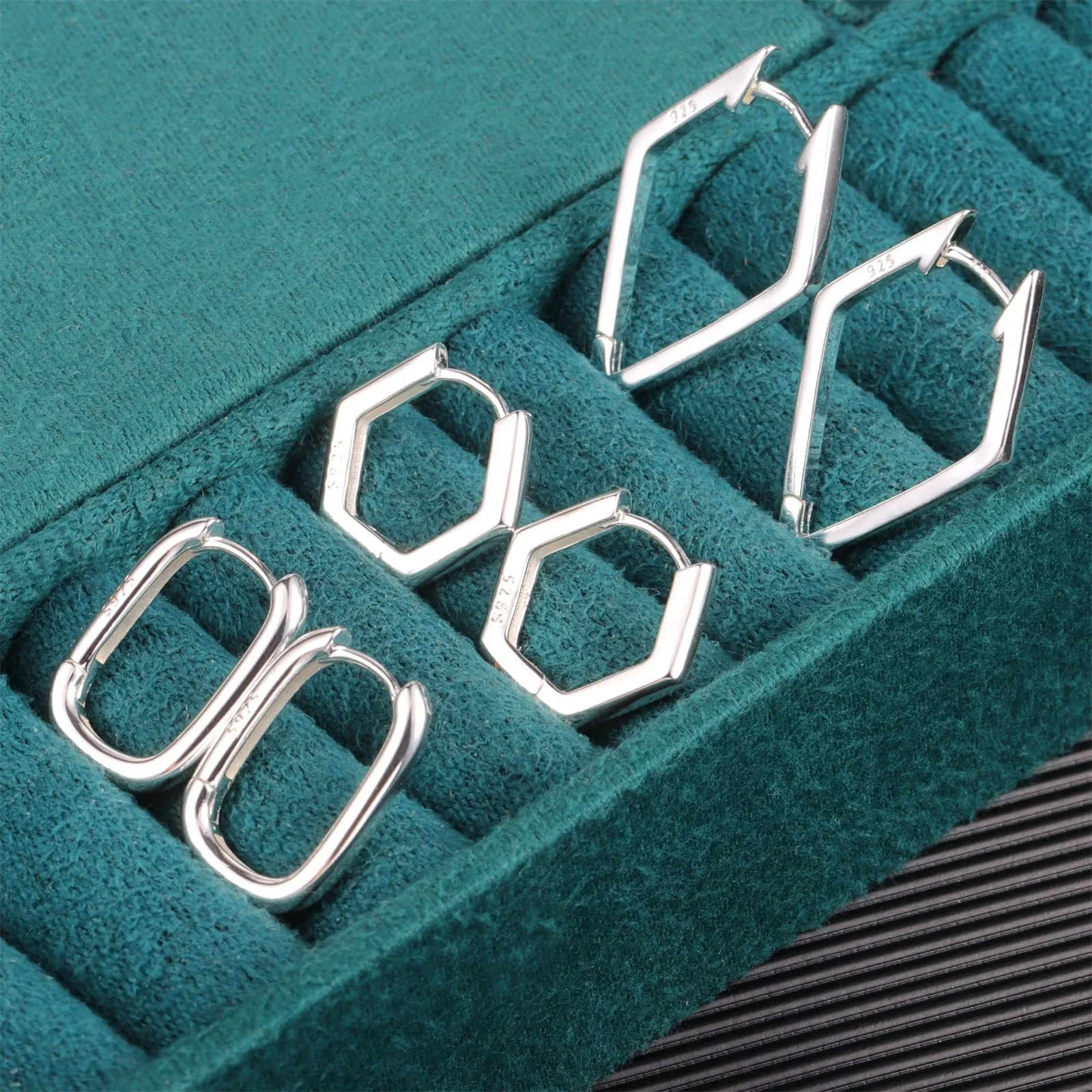 ALEXCRAFT Geometric Silver Hoop Earrings Set, Minimalist Style - immagine 4