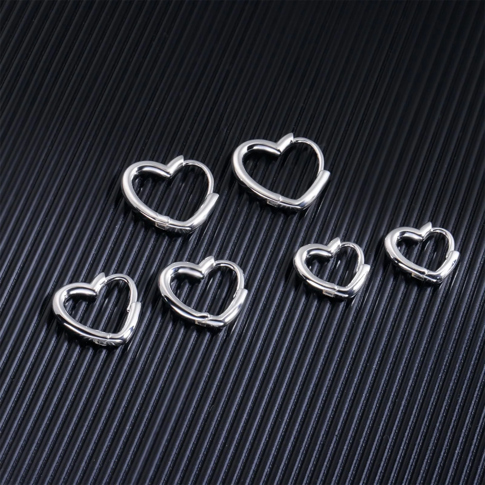 ALEXCRAFT Set Orecchini a Cuore Argentati SCEU251S - immagine 6