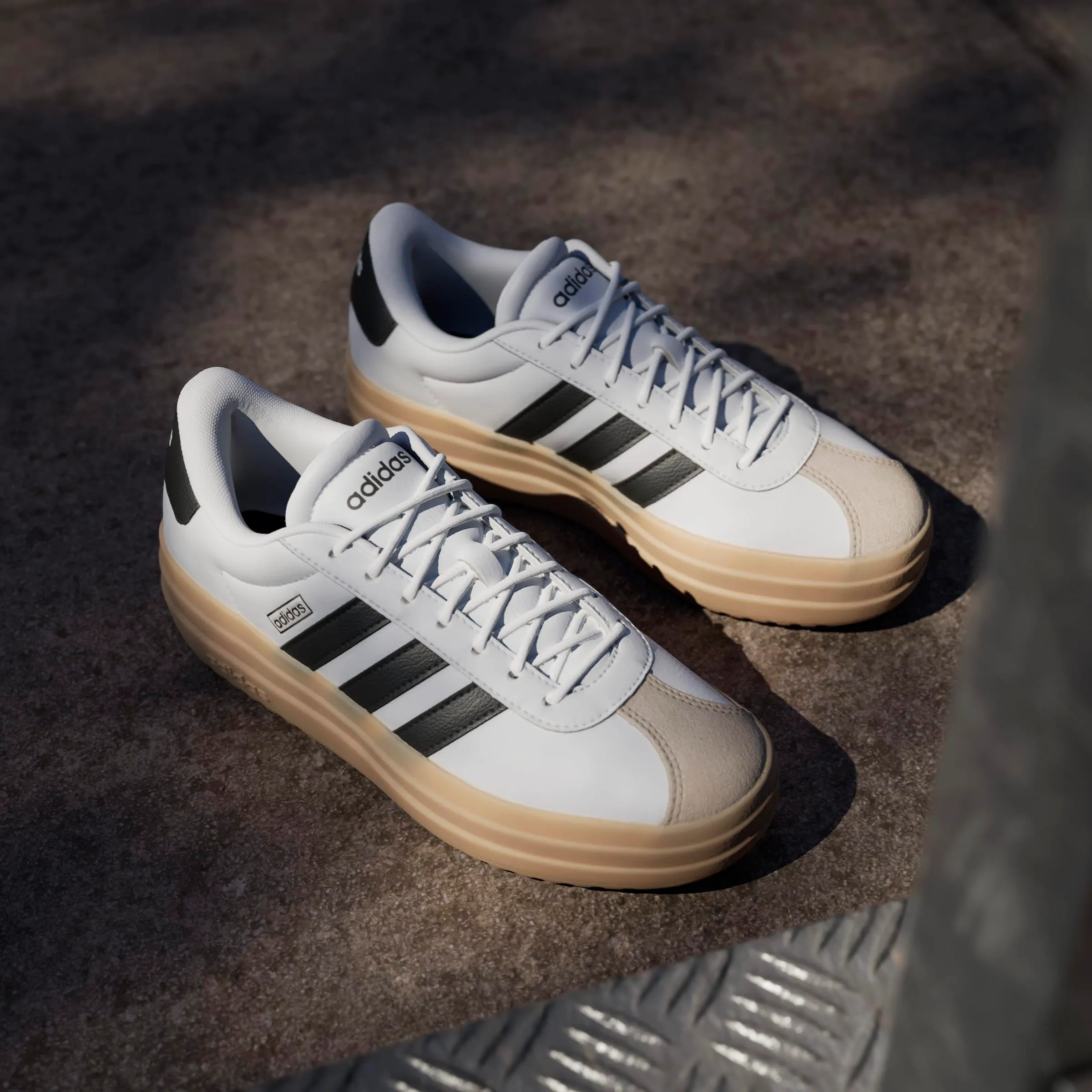 adidas Women's VL Court Bold Shoes, Ftwr White/Core Black/Wonder Beige, 40 EU - immagine 3