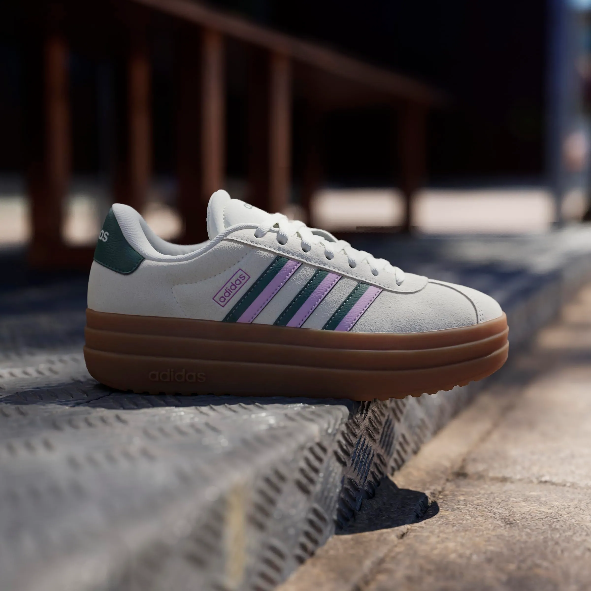 adidas VL Court Bold Shoes, Off White/Collegiate Green/Bliss Lilac, 36 EU - immagine 3