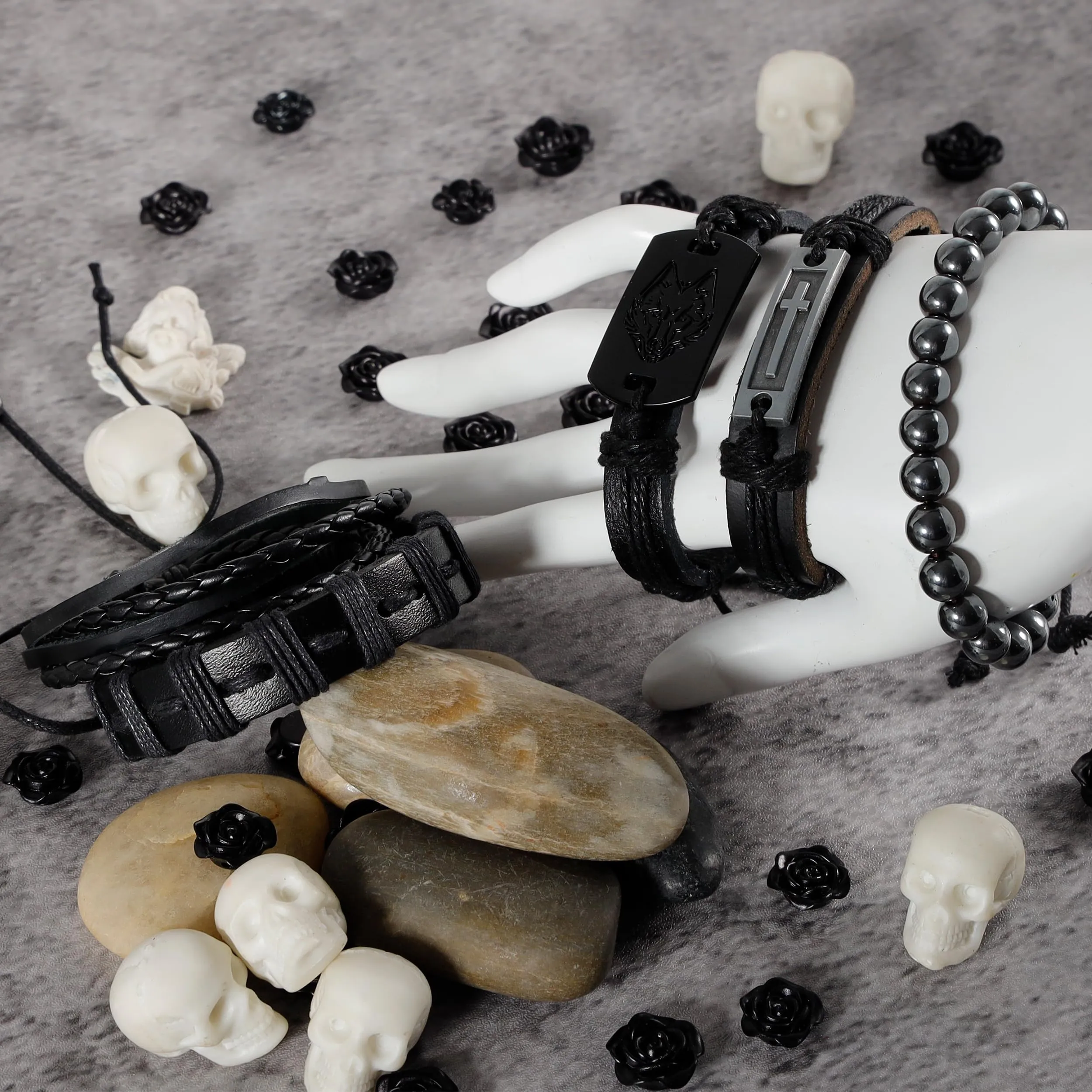 Manfnee Set 5 Bracciali Retro Vintage in Pelle PU e Corda per Uomo e Donna, Stile Rock Punk Goth - immagine 2