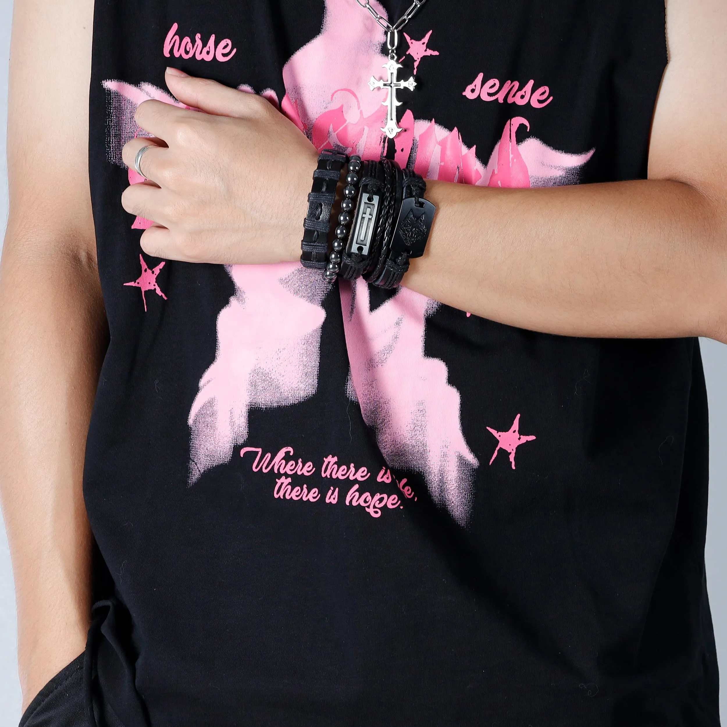 Manfnee Set 5 Bracciali Retro Vintage in Pelle PU e Corda per Uomo e Donna, Stile Rock Punk Goth - immagine 4