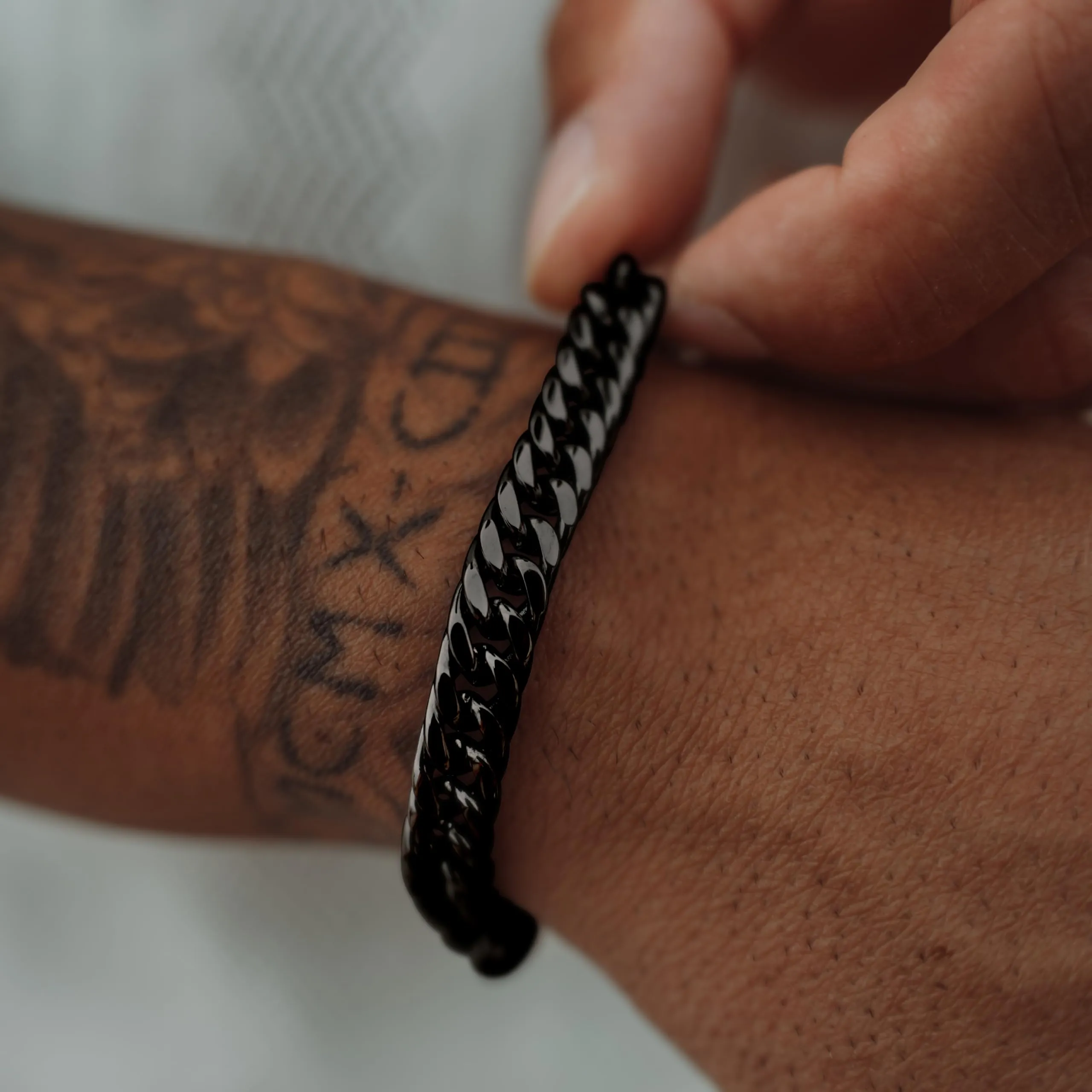 SERASAR Bracciale Uomo in Acciaio Inox Catena Intrecciata Nera, 20cm - immagine 4