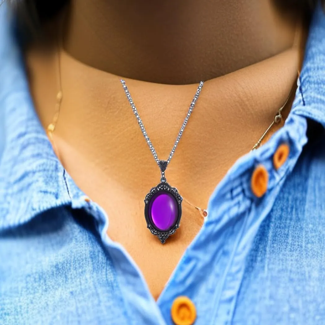 GTYARYUA Collana con Ciondolo Gotico di Cristallo, Stile Strega e Vampiro, Viola - immagine 3