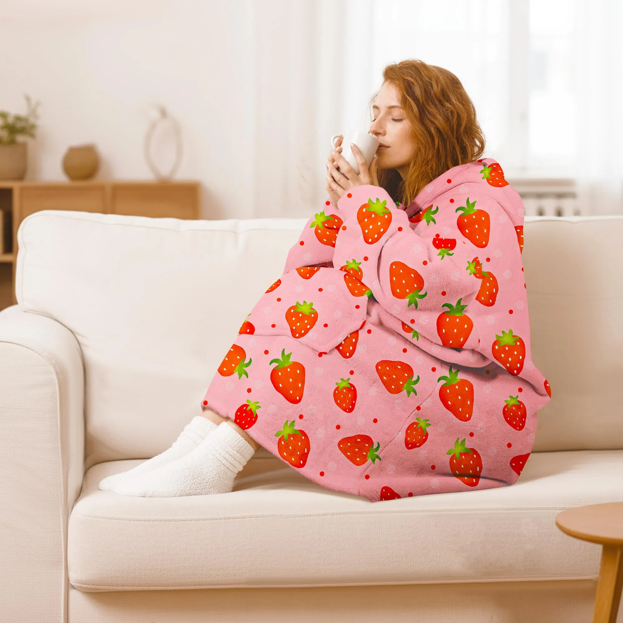 Queenshin Felpa Coperta Indossabile con Cappuccio Unisex, Fragola Rosa, Pile Sherpa Oversize - immagine 2