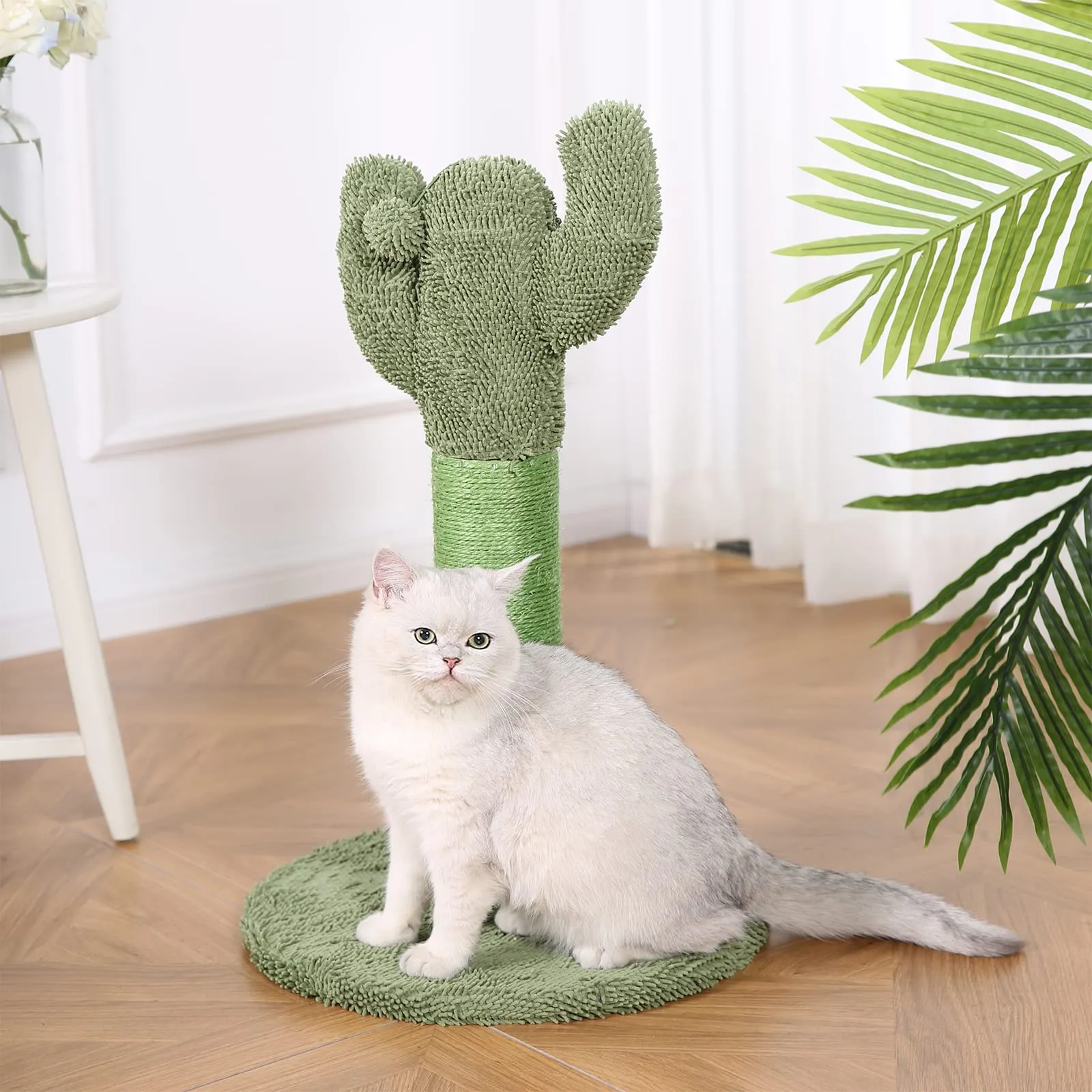 Amazon Basics Tiragraffi a forma di cactus con sfera pendente per gatto, 65 cm, Verde - immagine 8